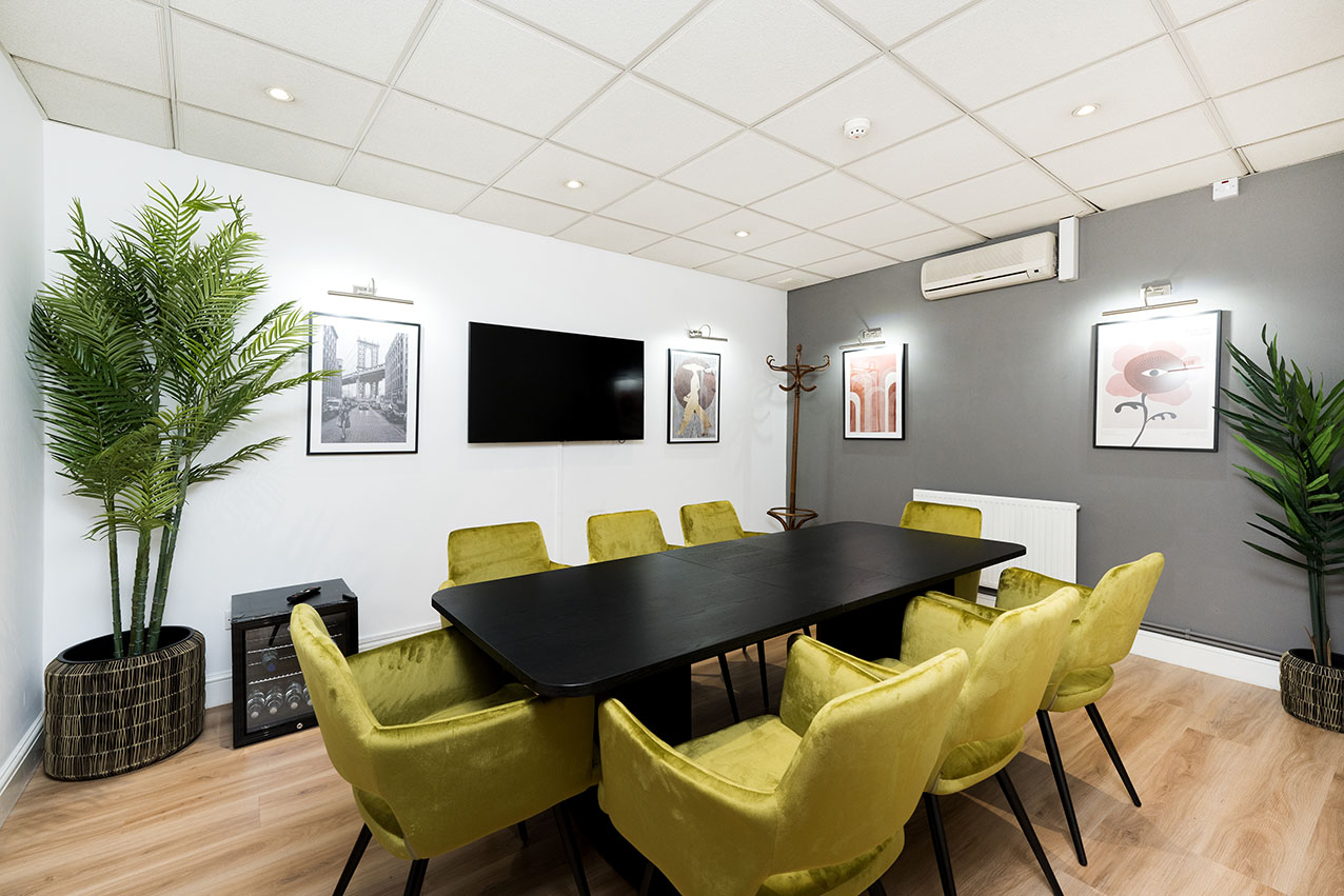 Private Office To Rent, London, EC2V – photo 6