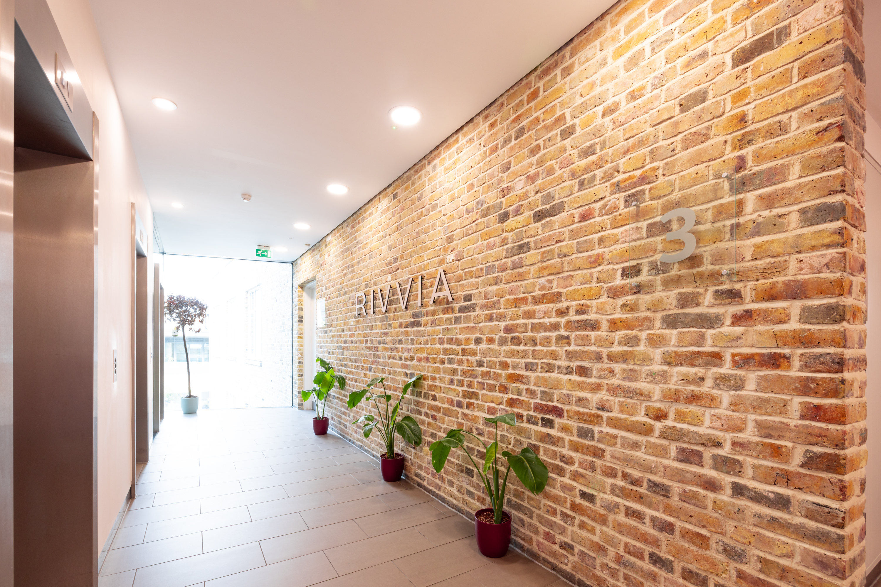 Private Office To Rent, London, WC2E – photo 2