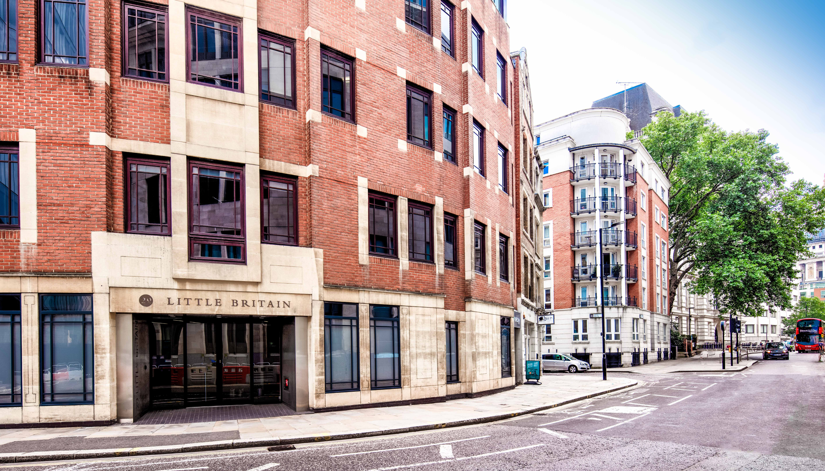 Private Office To Rent, London, EC1A – photo 1