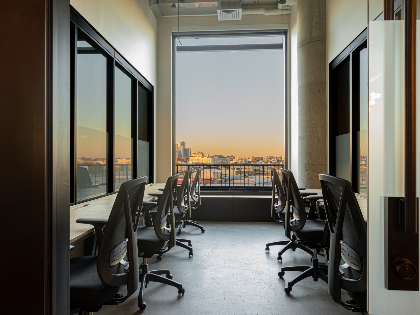 Private Office To Rent, New York, 11249 – photo 2