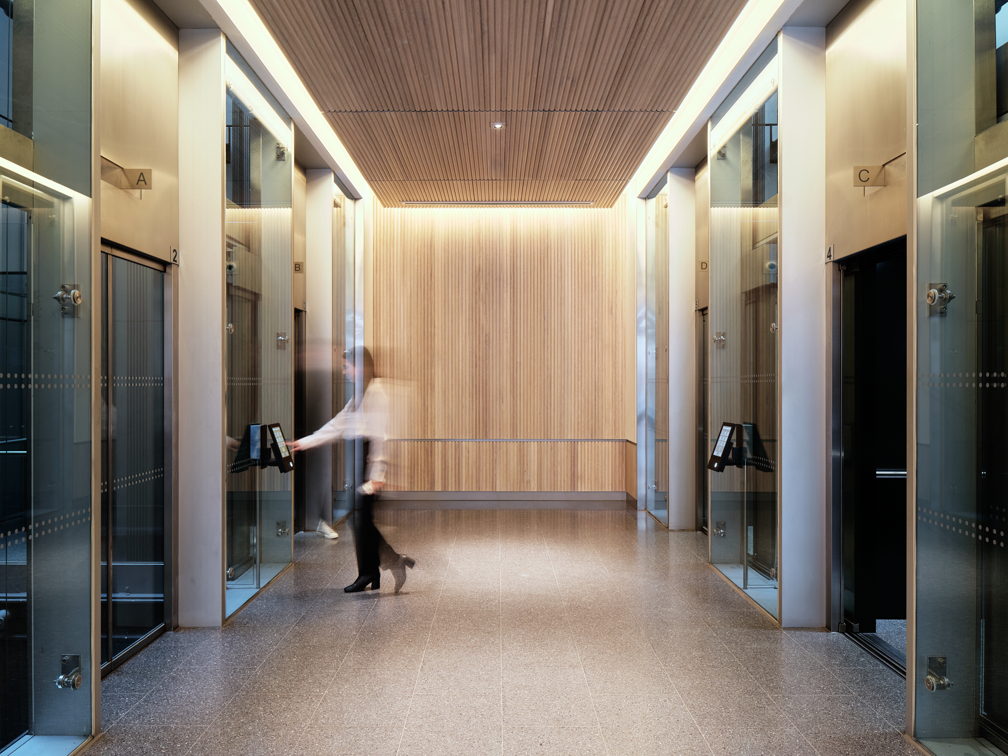 Private Office To Rent, London, EC2V – photo 4