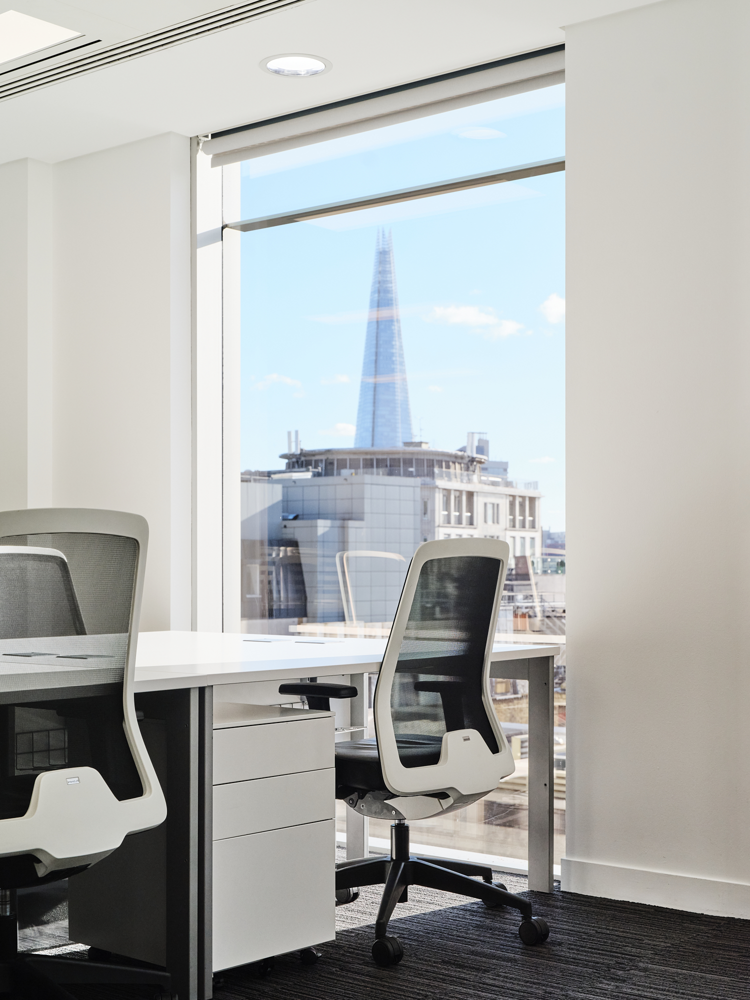 Private Office To Rent, London, EC2V – photo 2