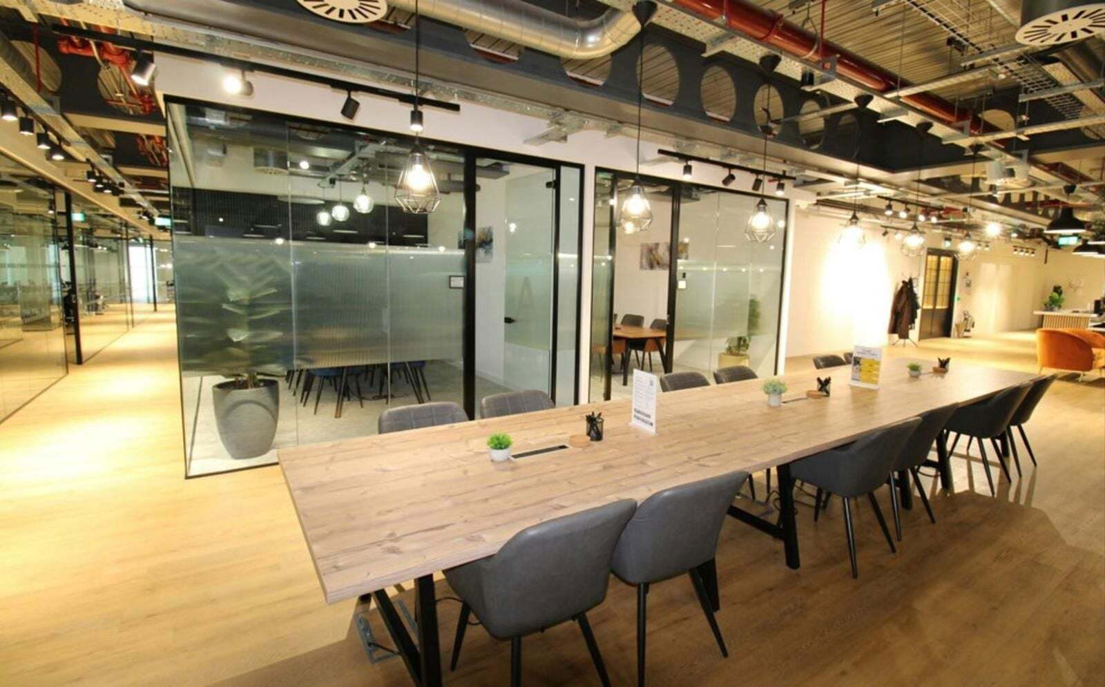 Private Office To Rent, London, W1D – photo 6