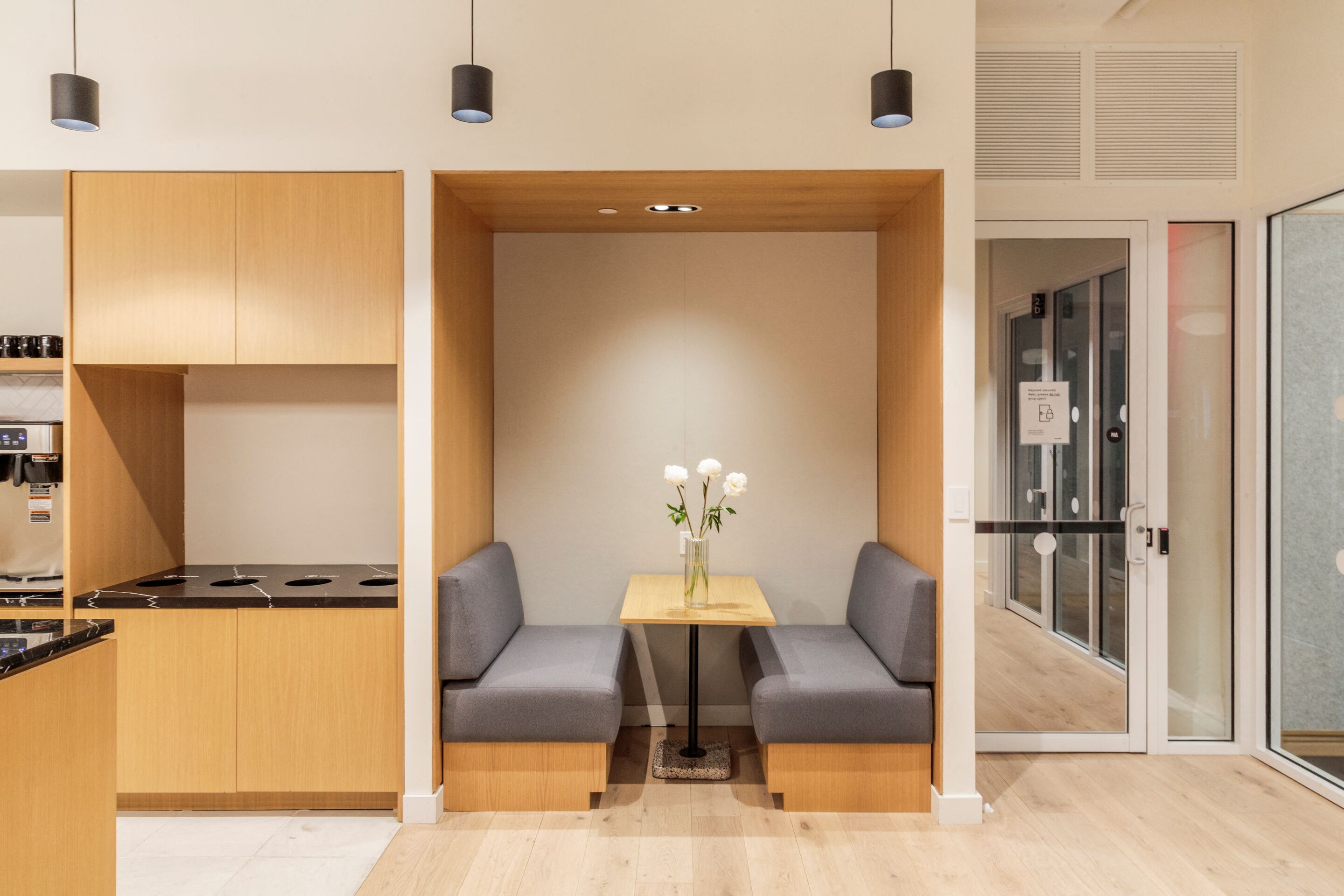 Private Office To Rent, New York, 10011 – photo 3