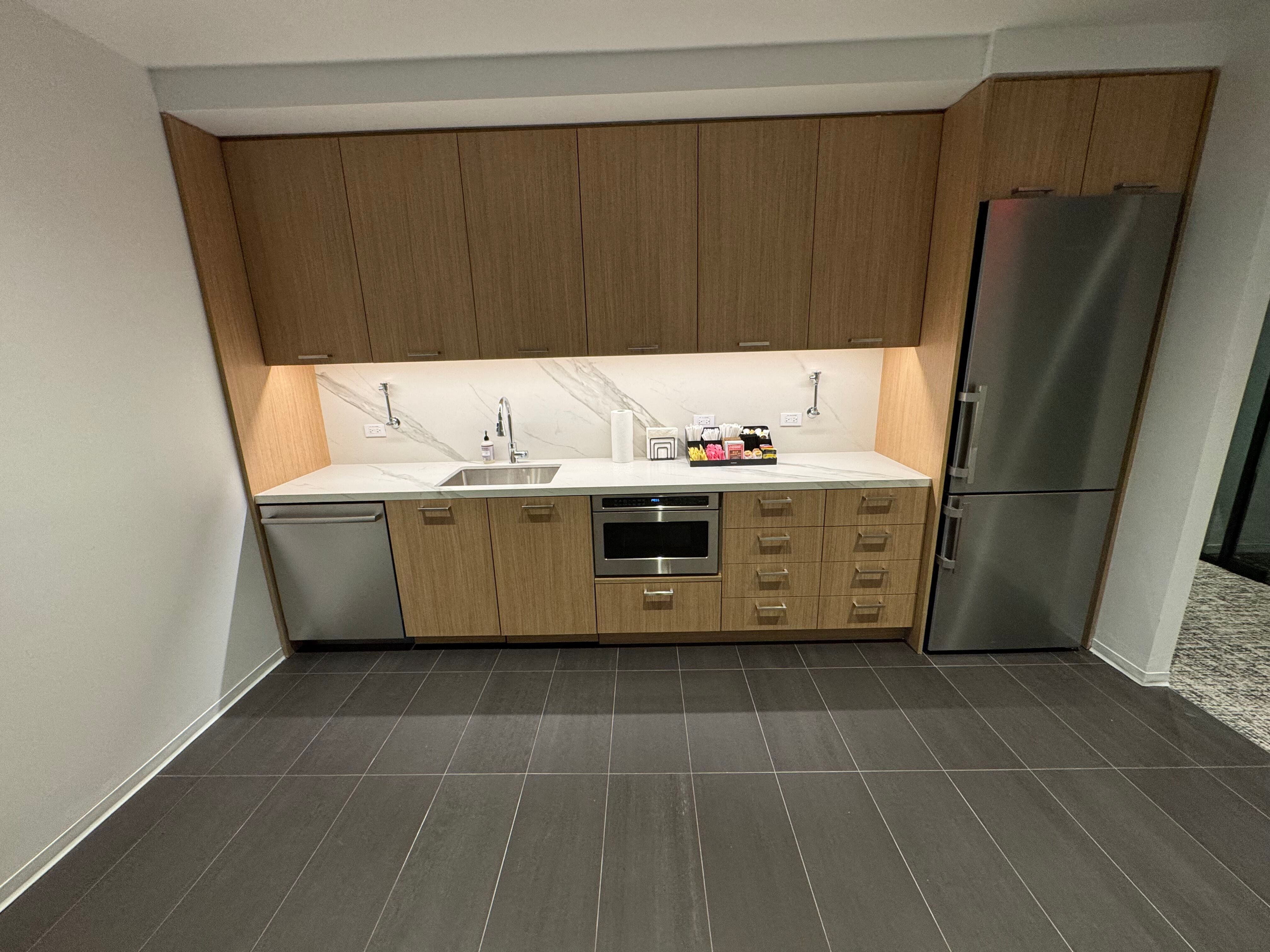 Private Office To Rent, New York, 10022 – photo 5