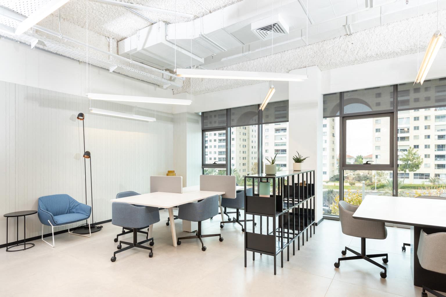 Private Office To Rent, New York, 11741 – photo 3