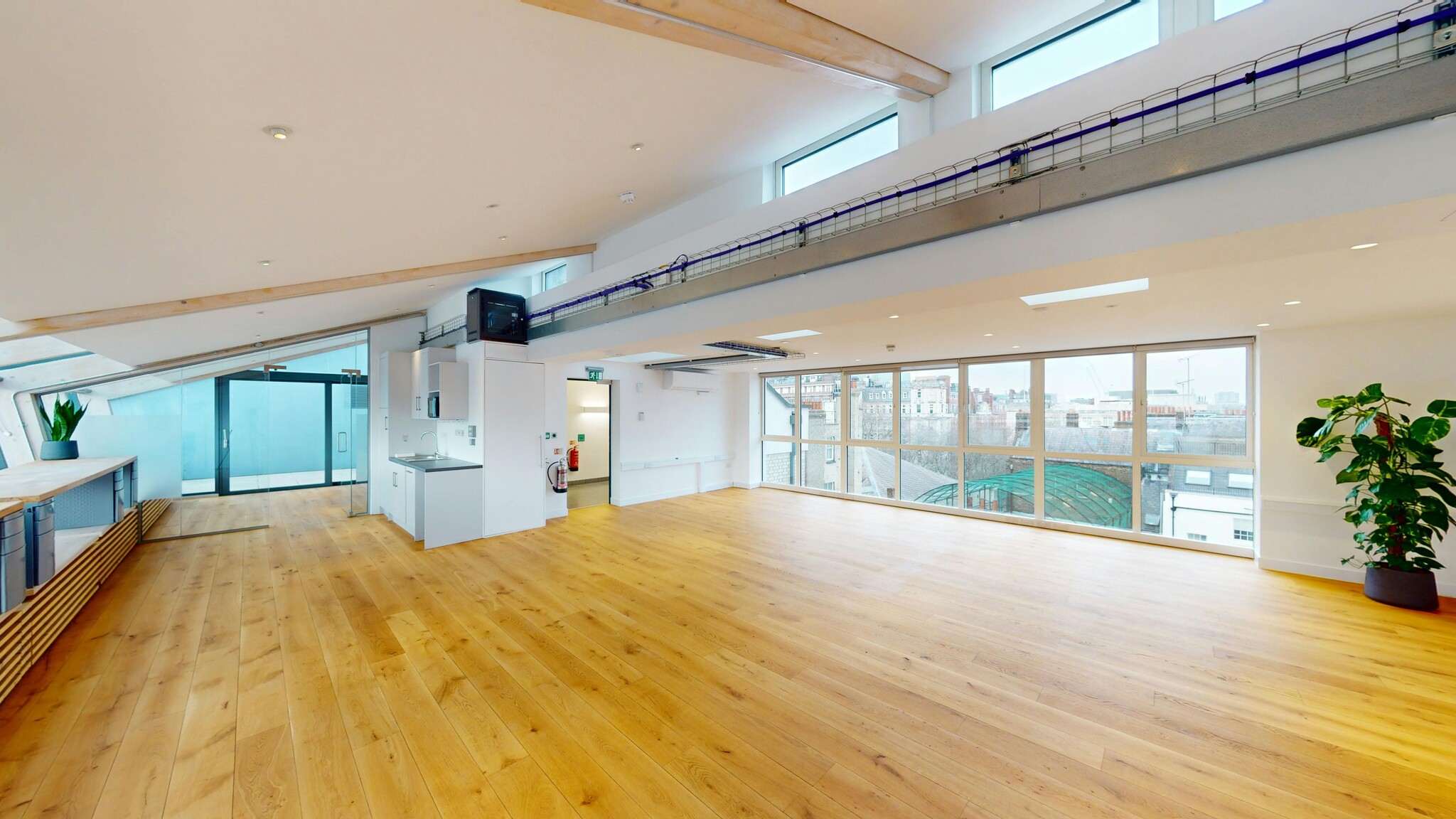 Private Office To Rent, 114-118 Southampton Row, London WC1B – photo 4