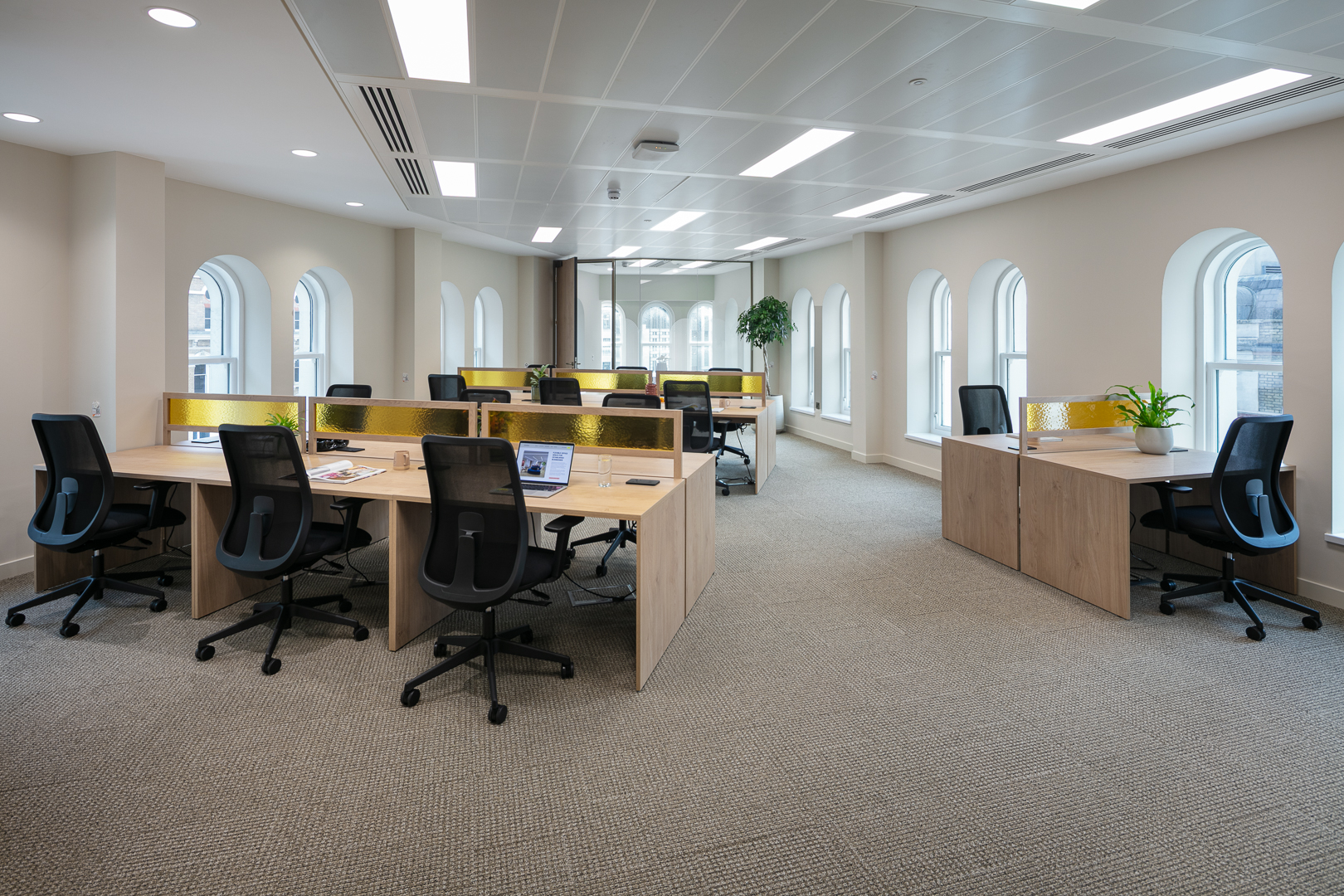 Private Office To Rent, London, EC4A – photo 2