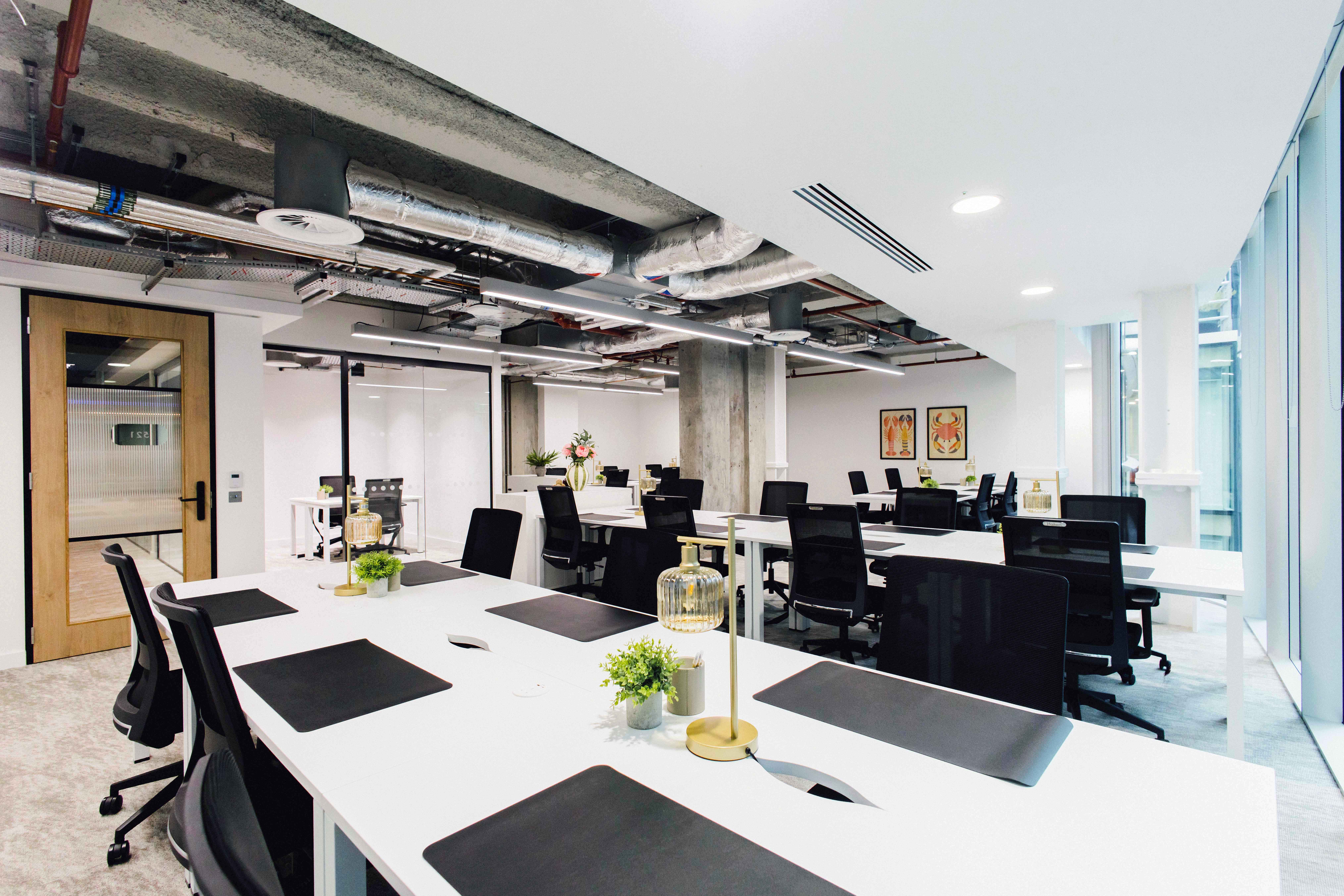 Private Office To Rent, London, EC2V – photo 2