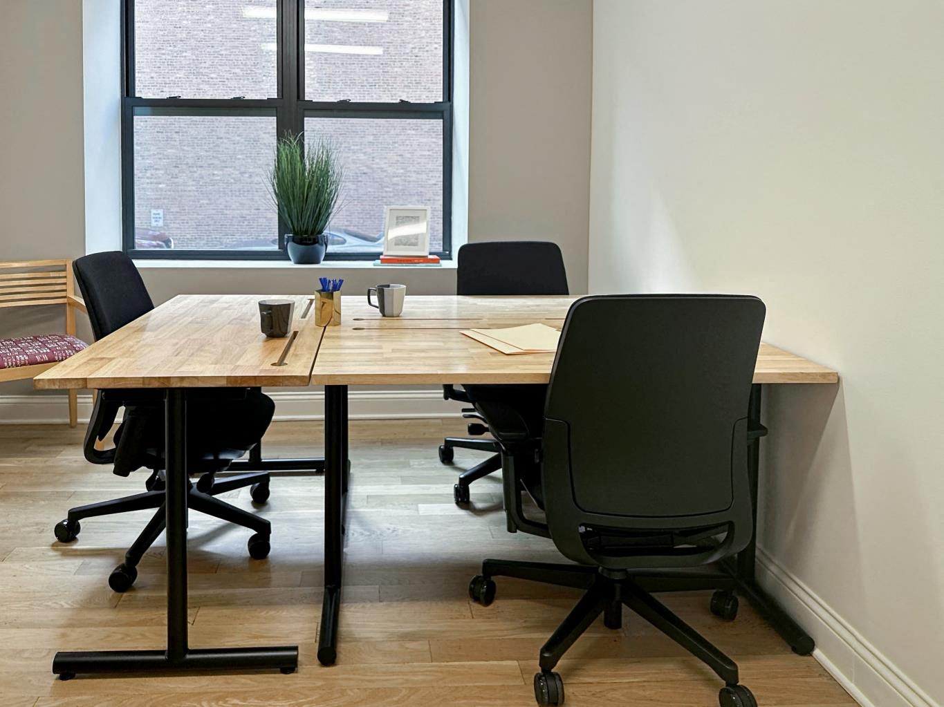 Private Office To Rent, Chicago, 60607 – photo 3