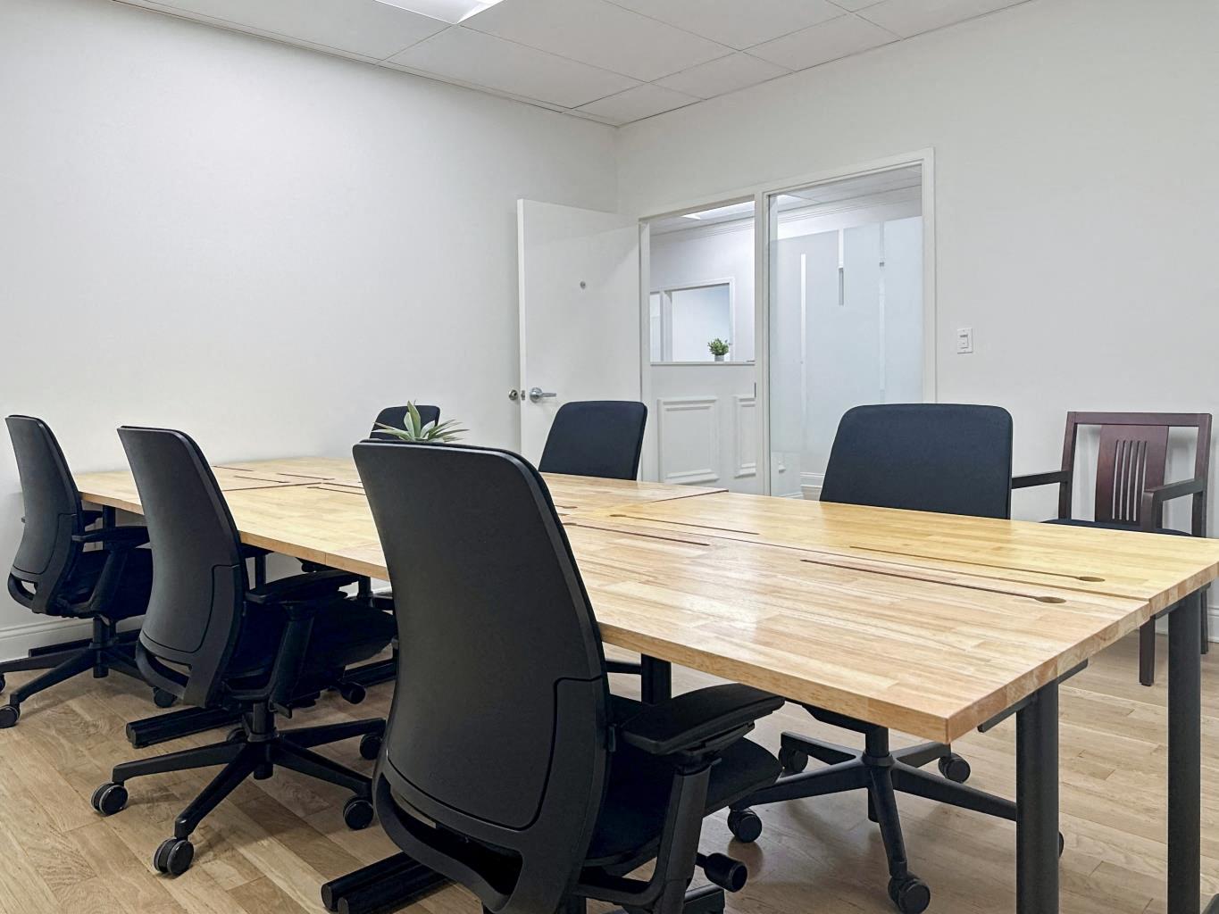 Private Office To Rent, Chicago, 60607 – photo 2