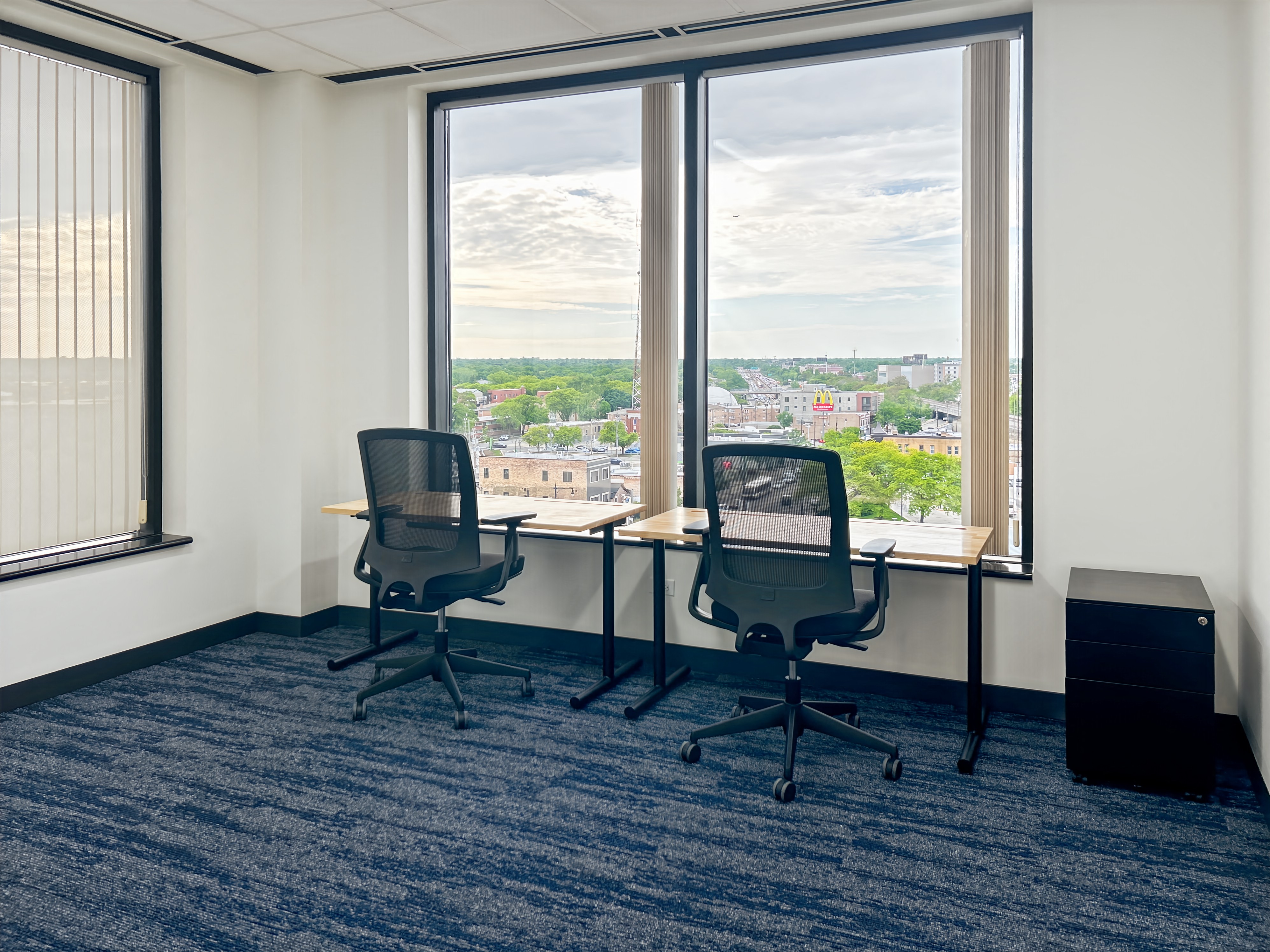 Private Office To Rent, Chicago, 60630 – photo 1