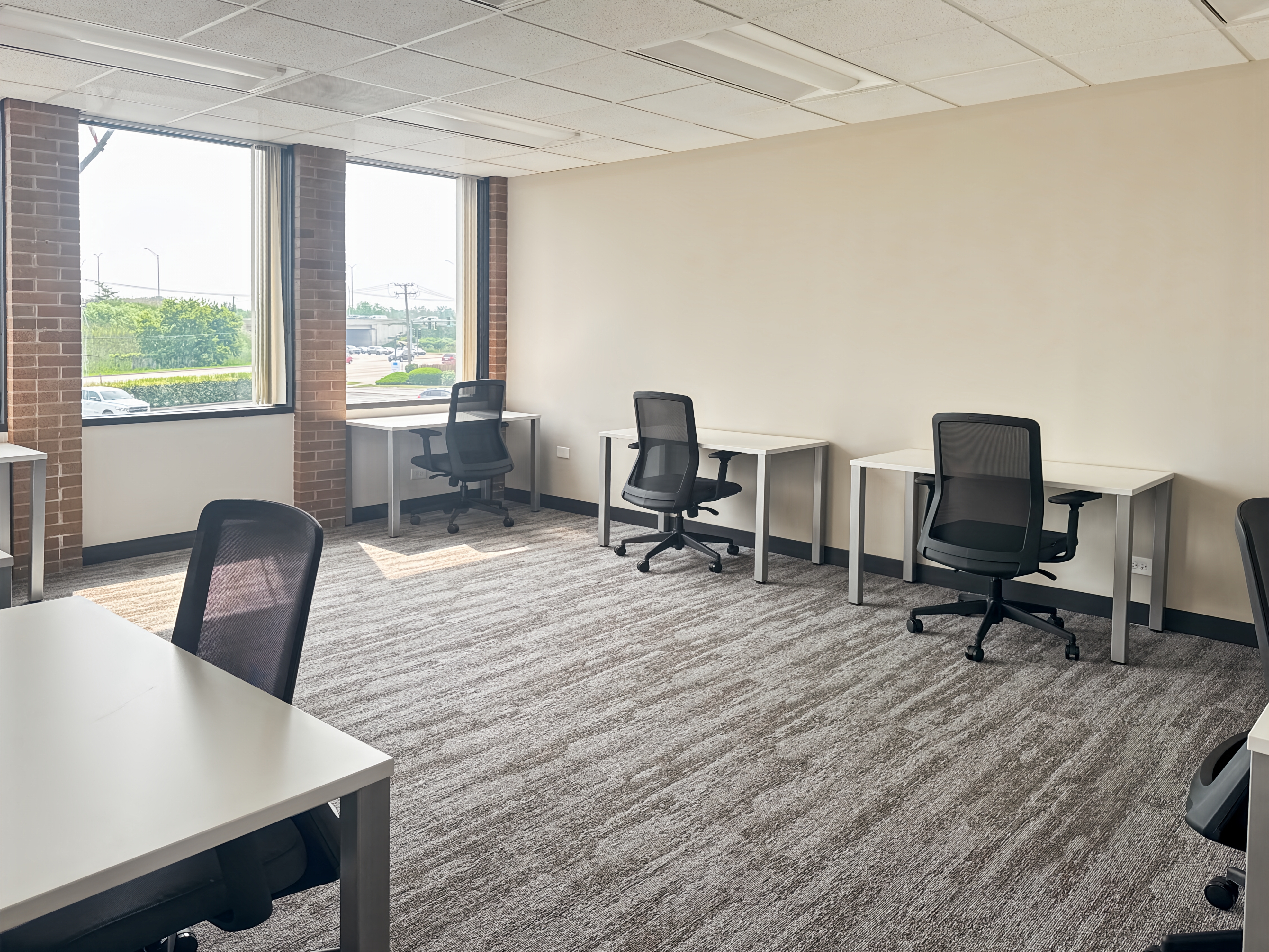 Private Office To Rent, Chicago, 60018 – photo 1