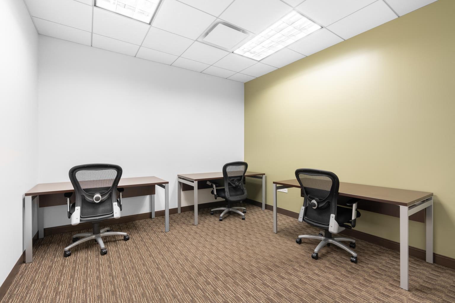 Private Office To Rent, Chicago, 60045 – photo 1