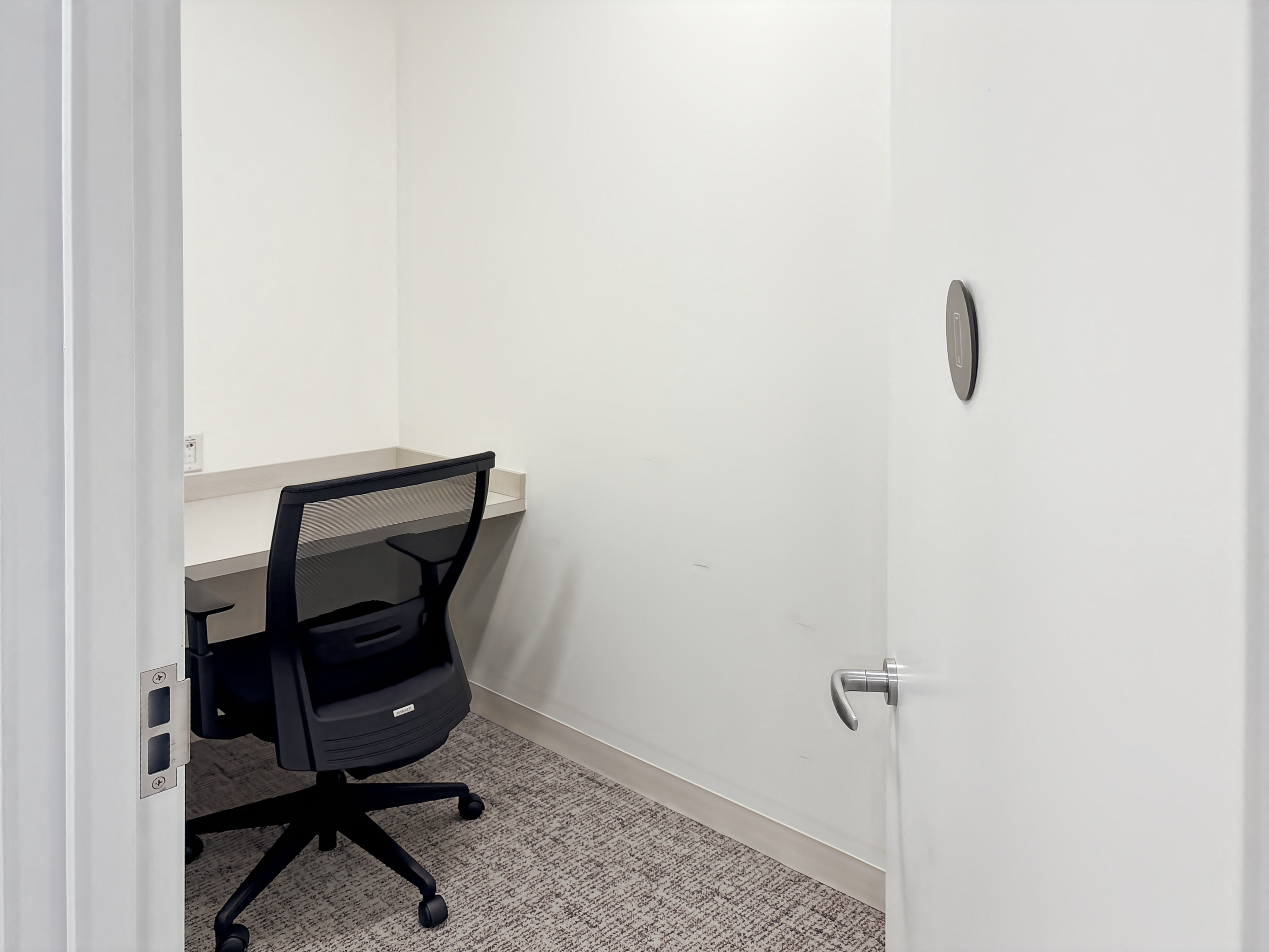 Private Office To Rent, Boston, 02155 – photo 4