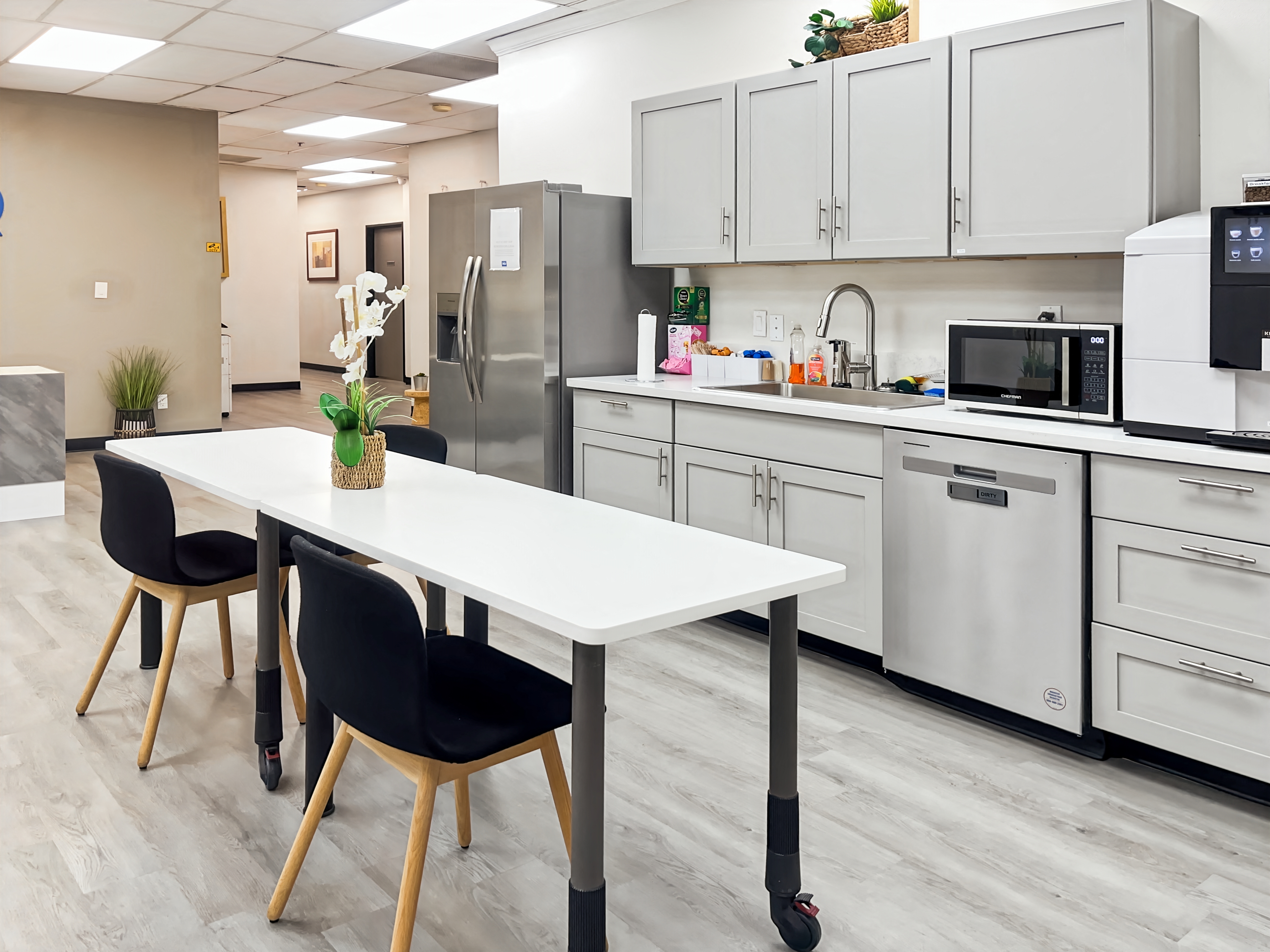 Private Office To Rent, Los Angeles, 91351 – photo 5