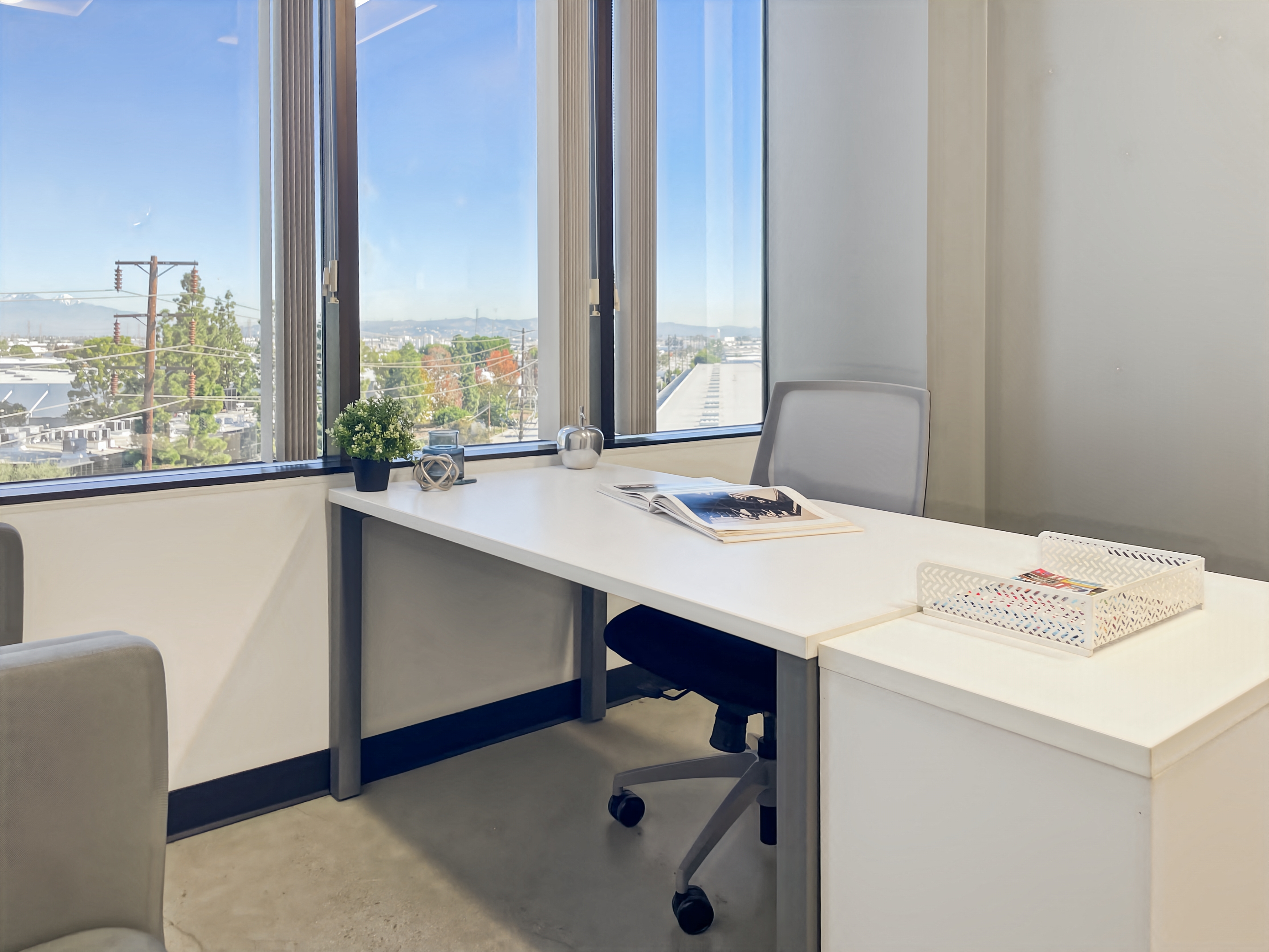 Private Office To Rent, Los Angeles, 90040 – photo 2