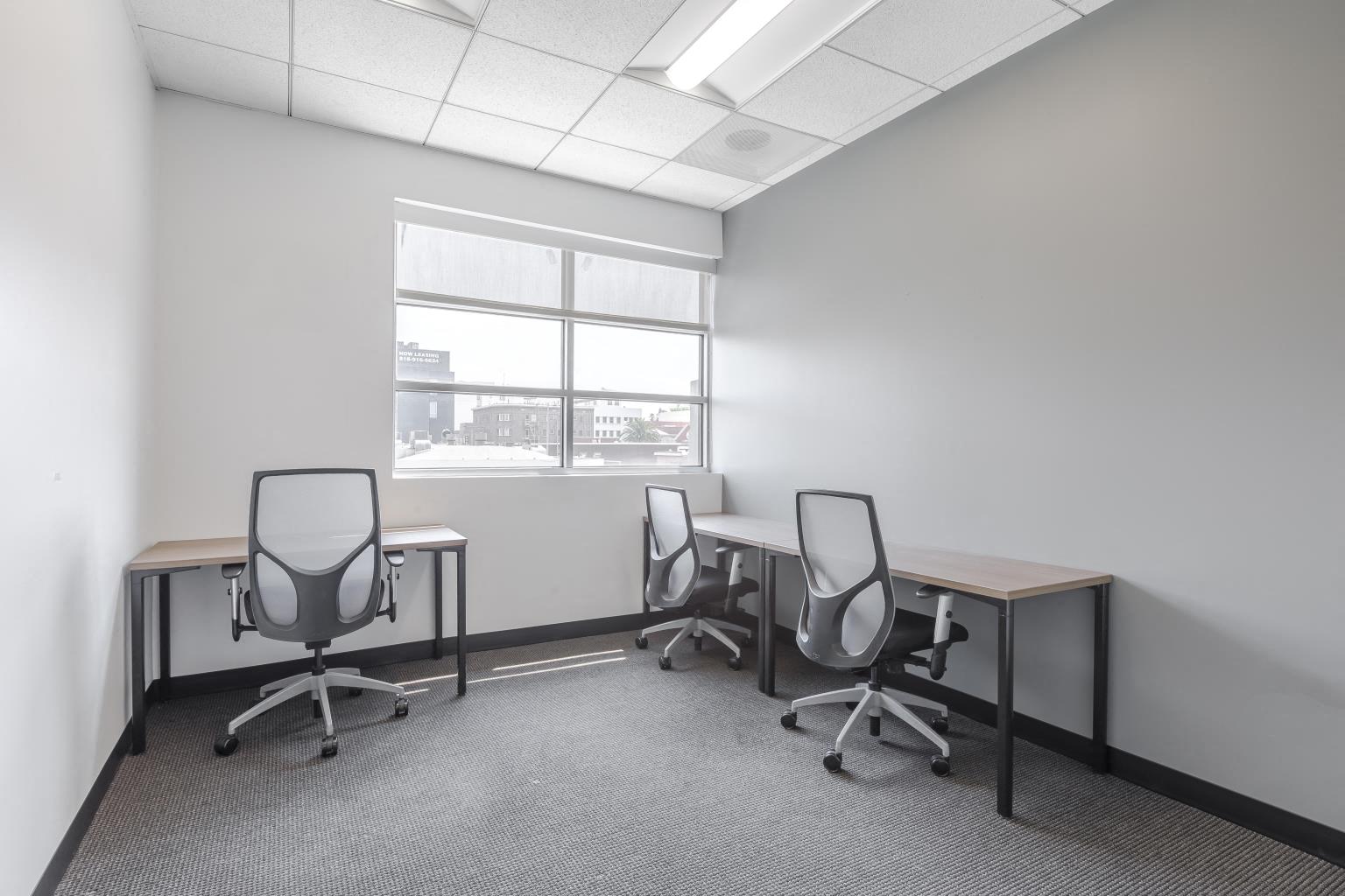 Private Office To Rent, Los Angeles, 91203 – photo 2