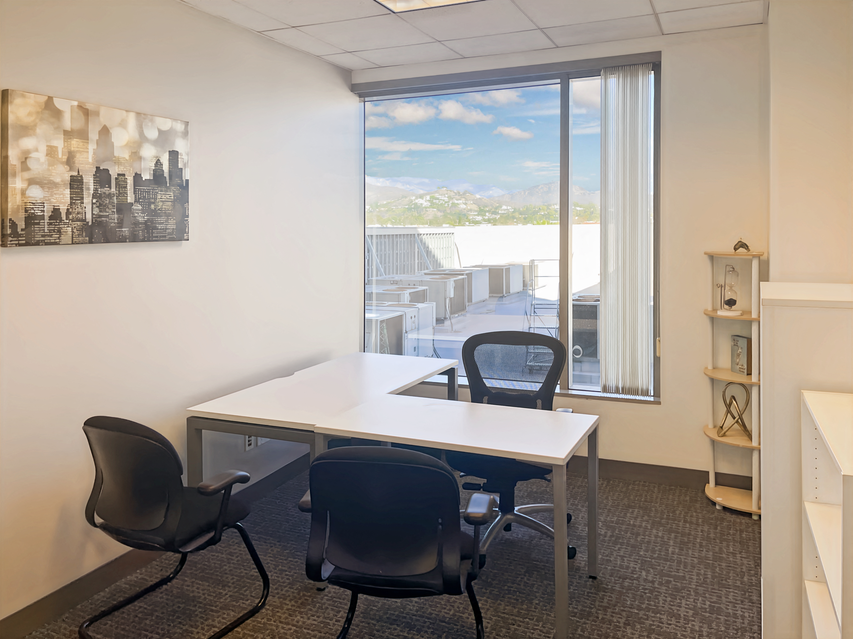 Private Office To Rent, Los Angeles, 91203 – photo 1
