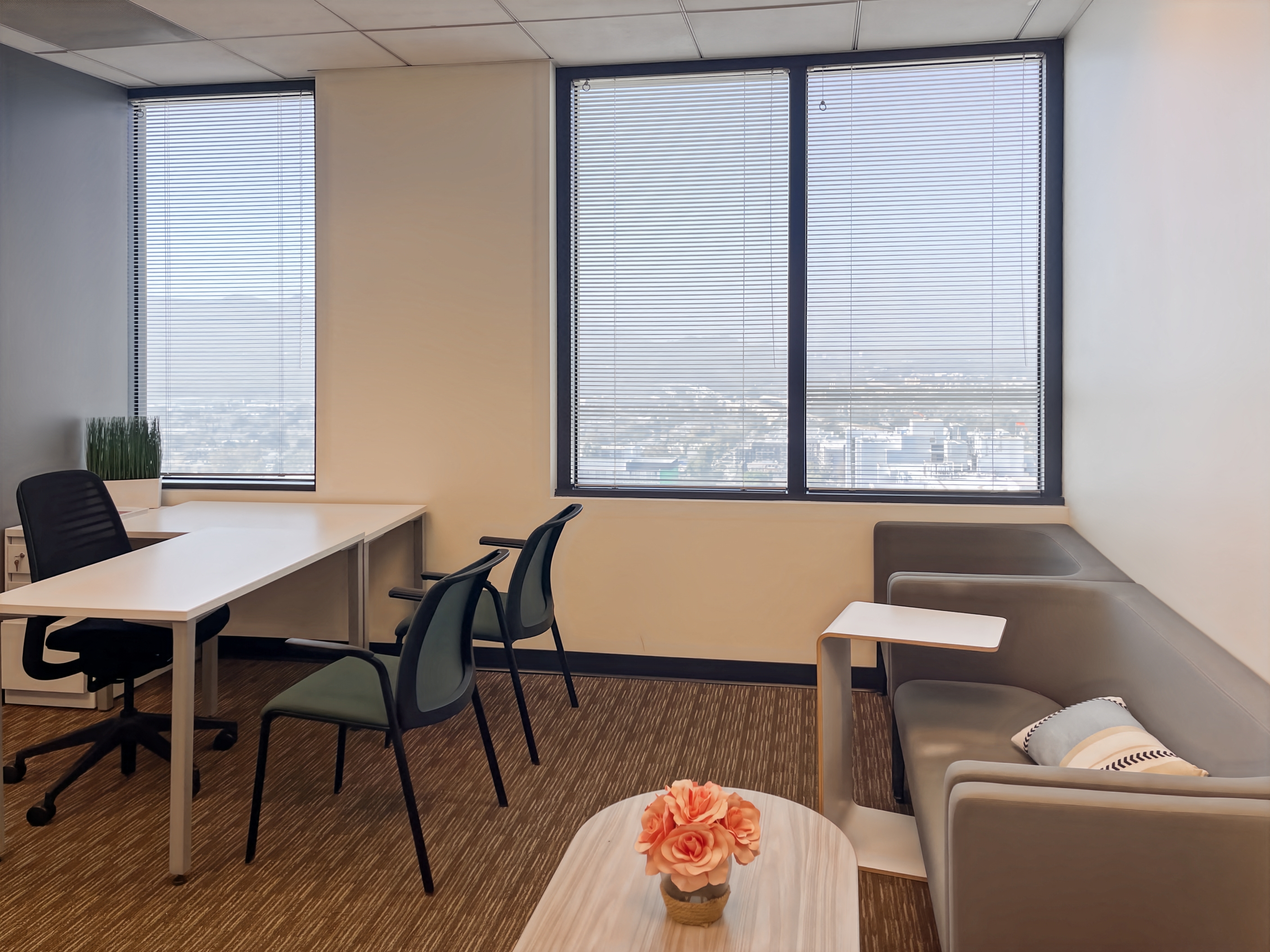 Private Office To Rent, Los Angeles, 91203 – photo 2