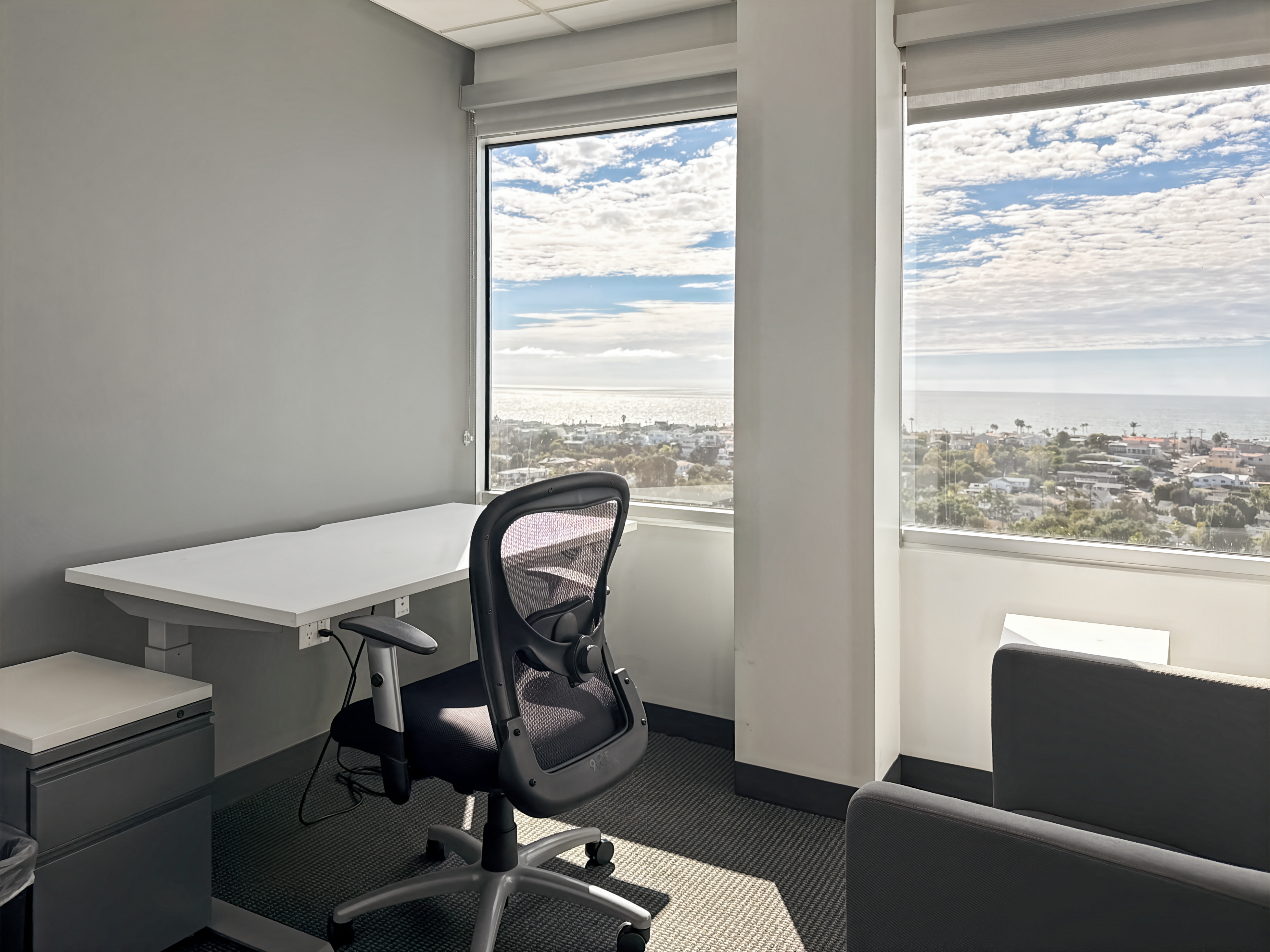 Private Office To Rent, Los Angeles, 90254 – photo 2
