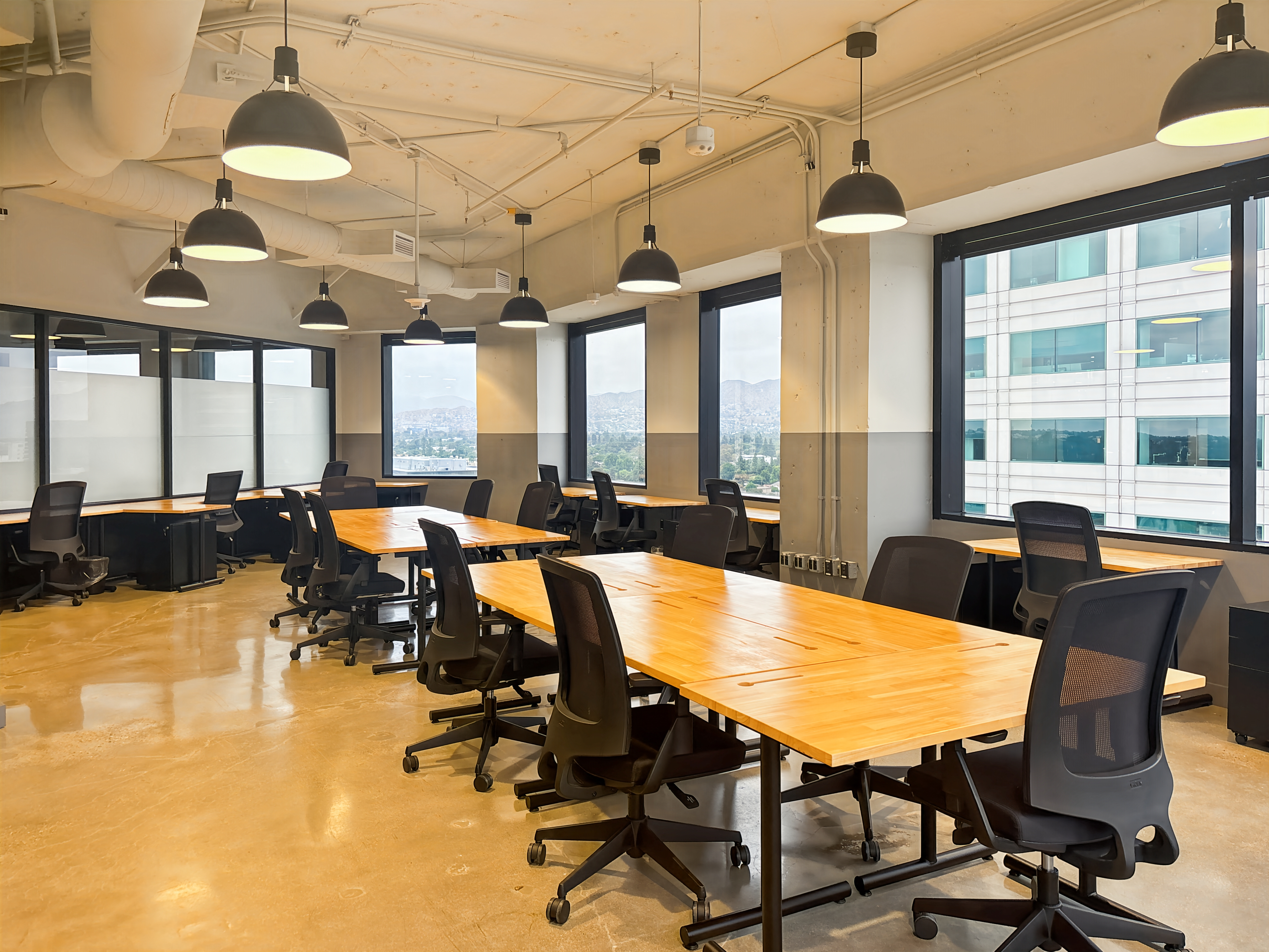 Private Office To Rent, Los Angeles, 91505 – photo 1