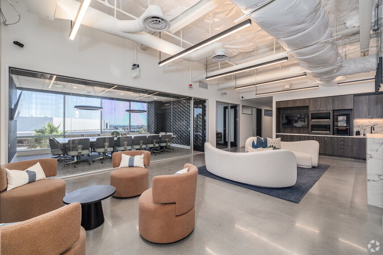 Private Office To Rent, Los Angeles, 90245 – photo 1
