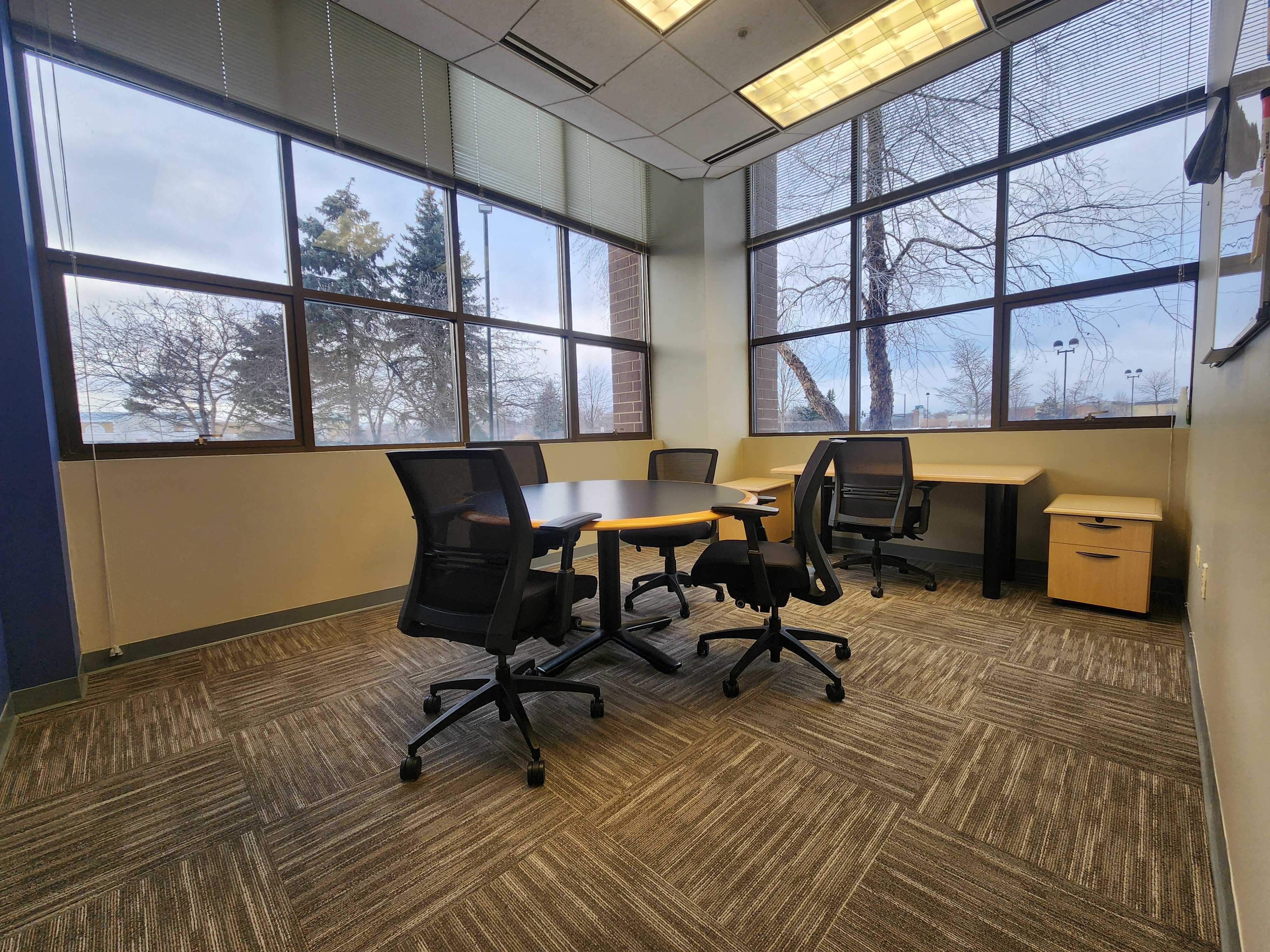 Private Office To Rent, Chicago, 60069 – photo 4
