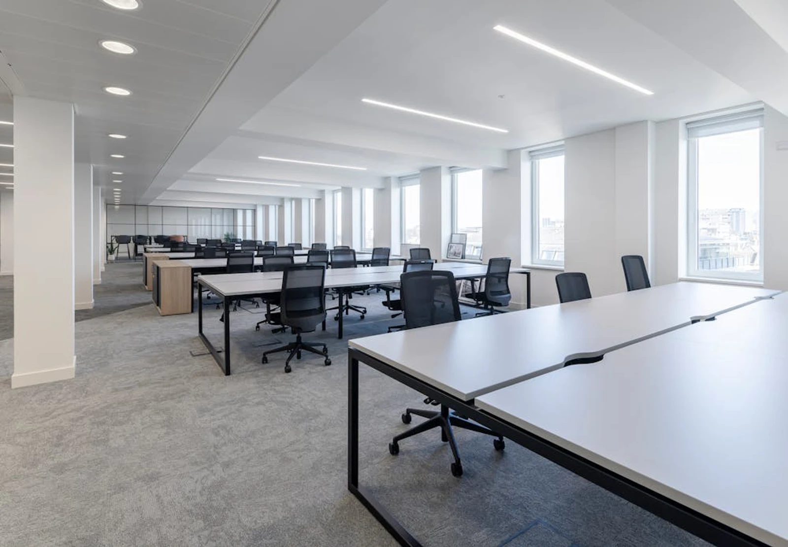 Private Office To Rent, London, WC1X – photo 1
