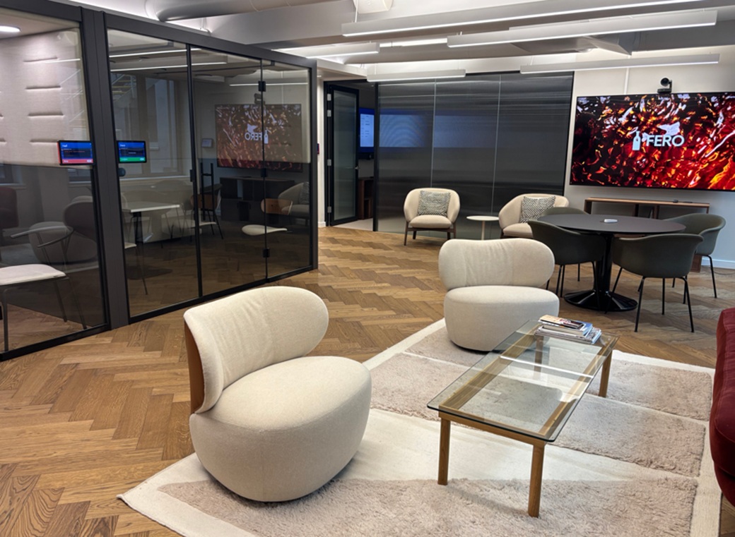 Private Office To Rent, London, W1F – photo 2