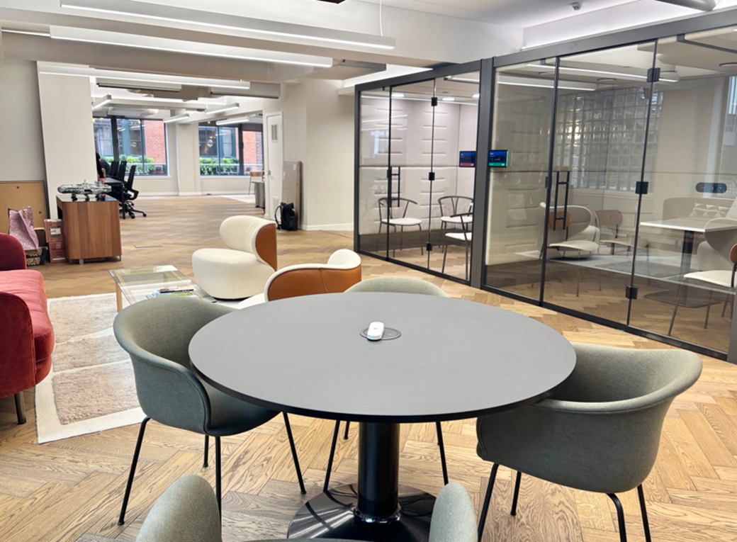 Private Office To Rent, London, W1F – photo 3