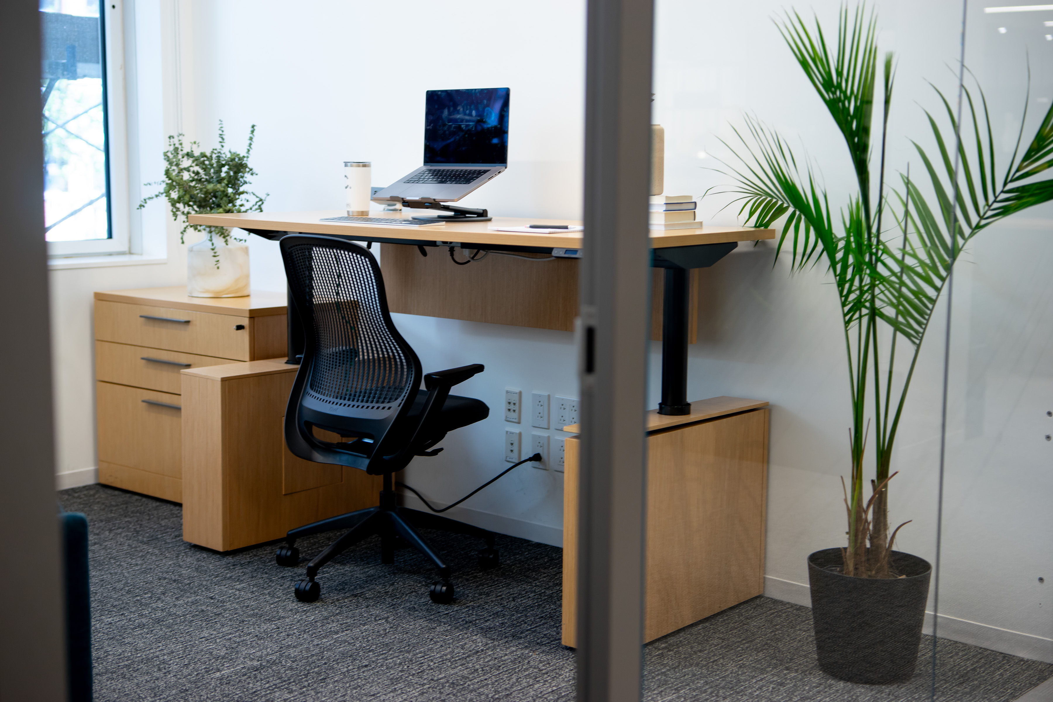 Private Office To Rent, New York, 10010 – photo 2