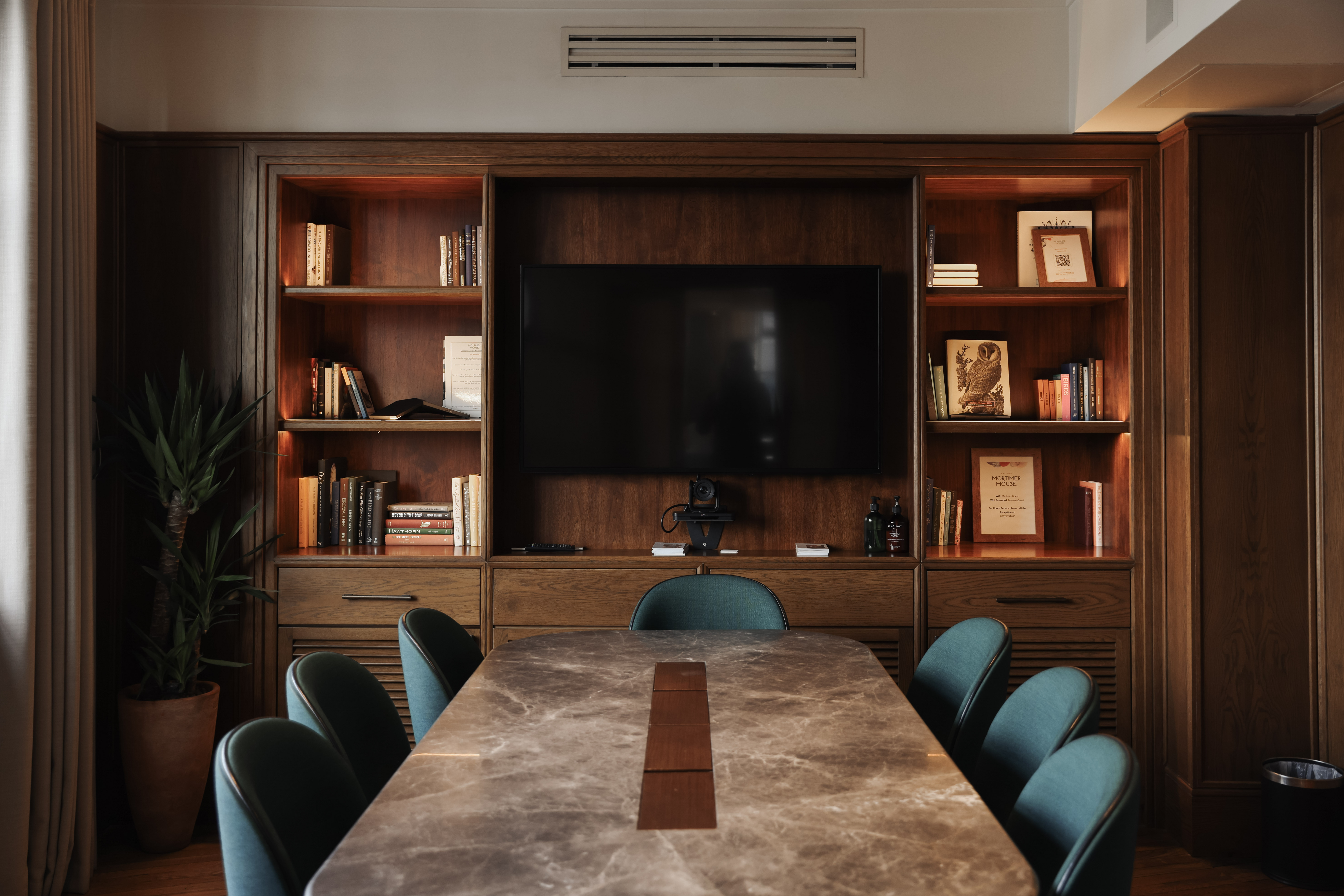 Private Office To Rent, London, W1T – photo 6