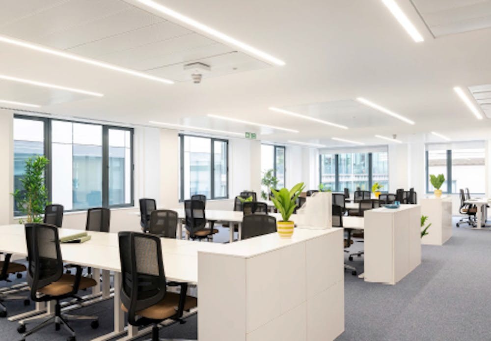 Private Office To Rent, London, EC2V – photo 1