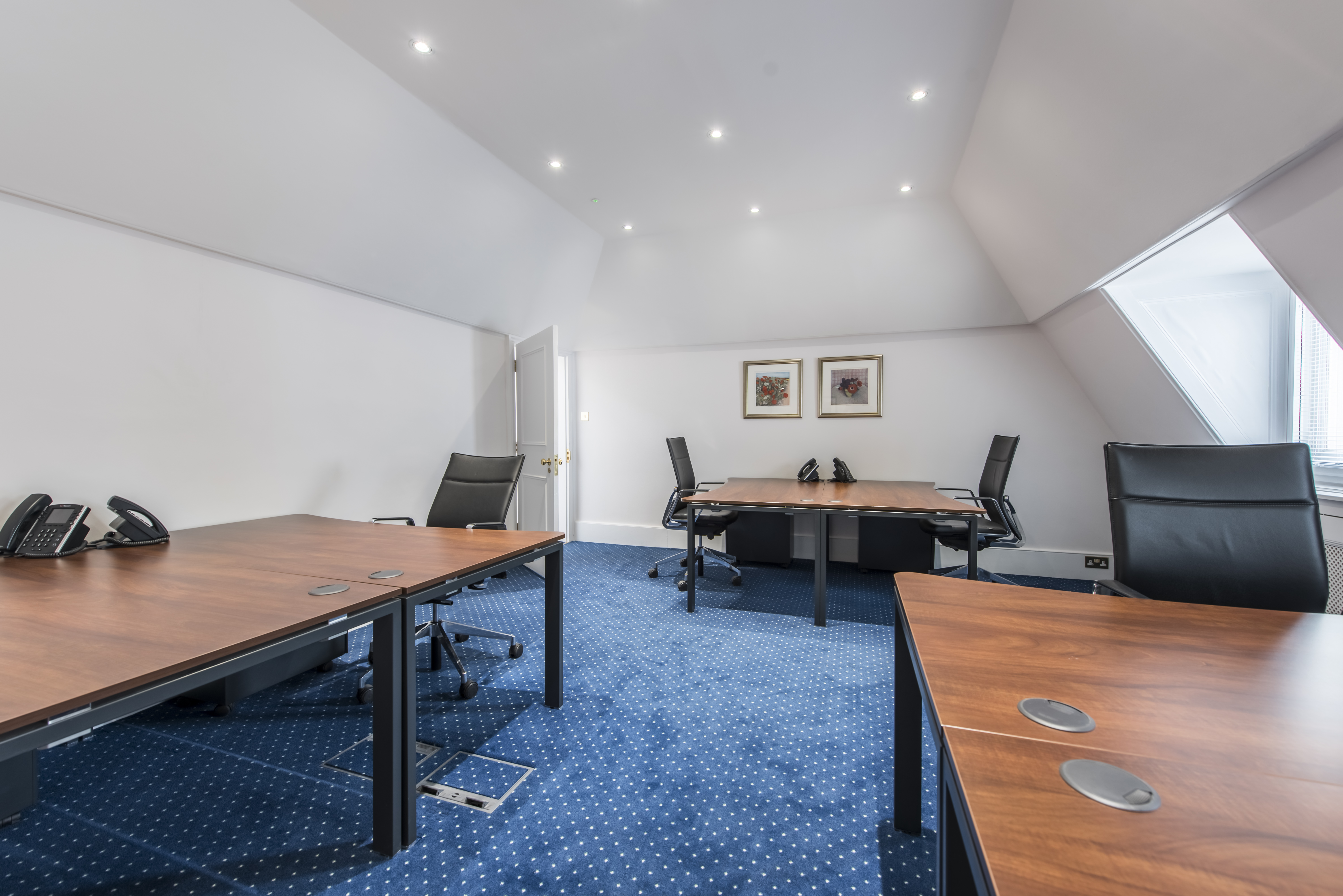 Private Office To Rent, London, W1J – photo 3