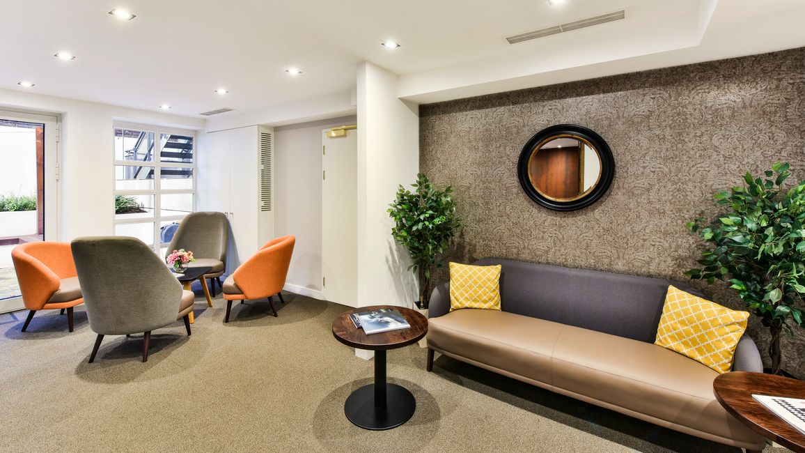 Private Office To Rent, London, W1J – photo 3