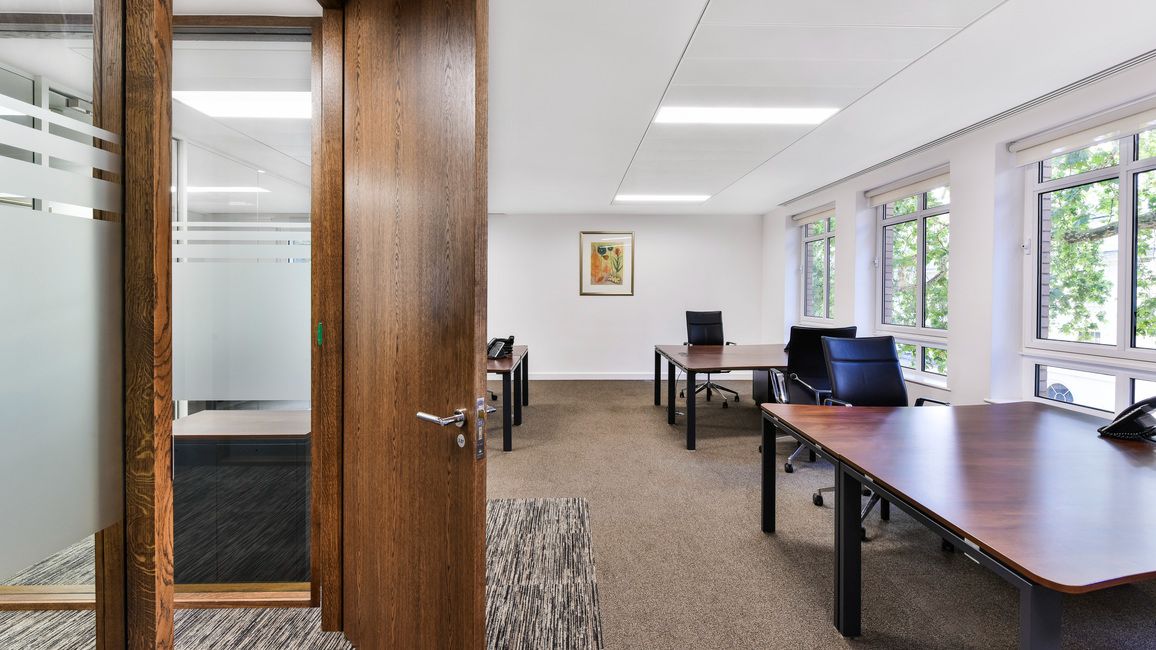 Private Office To Rent, London, W1J – photo 2