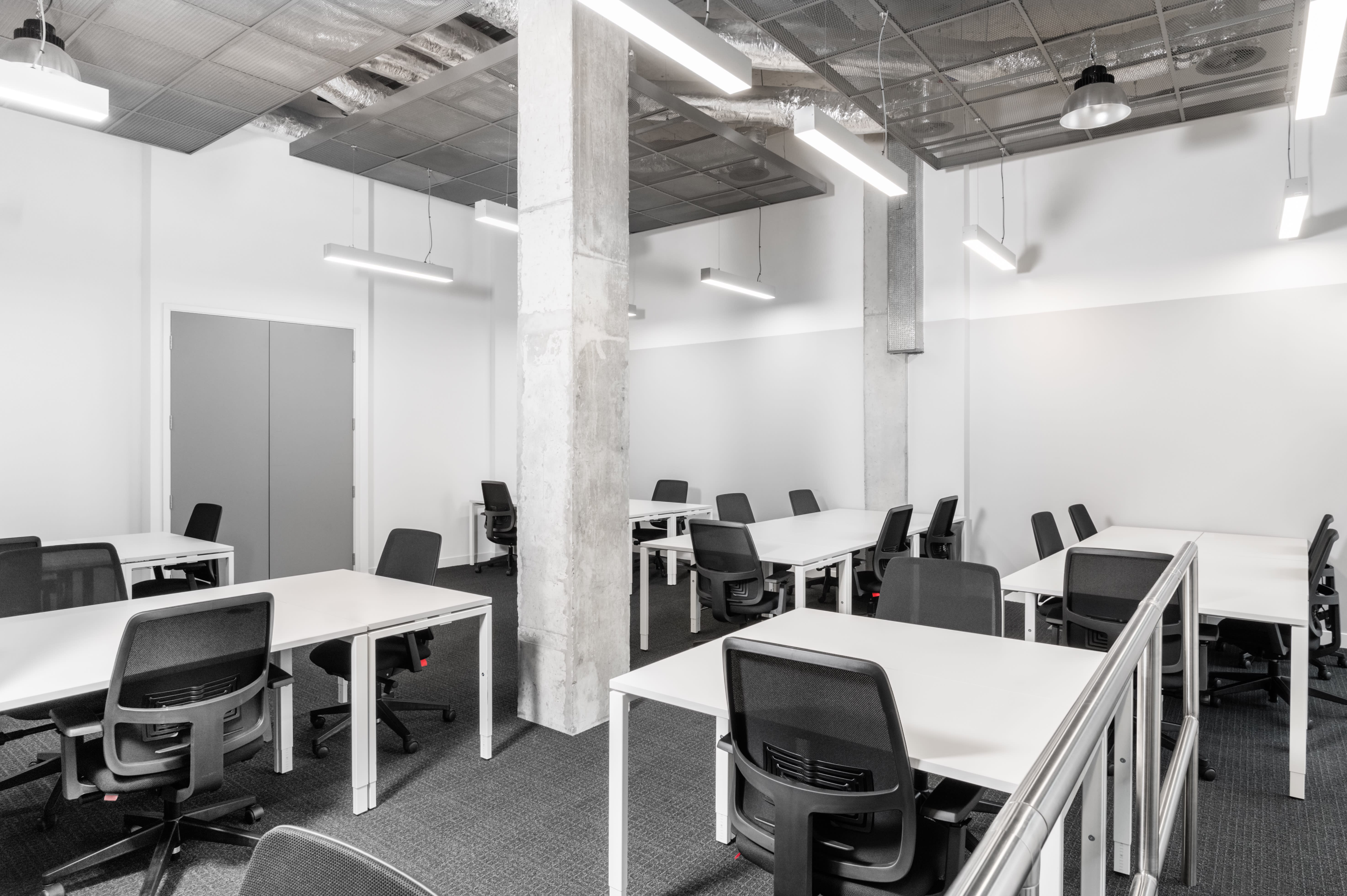 Private Office To Rent, 167 City Road, London EC1V – photo 4