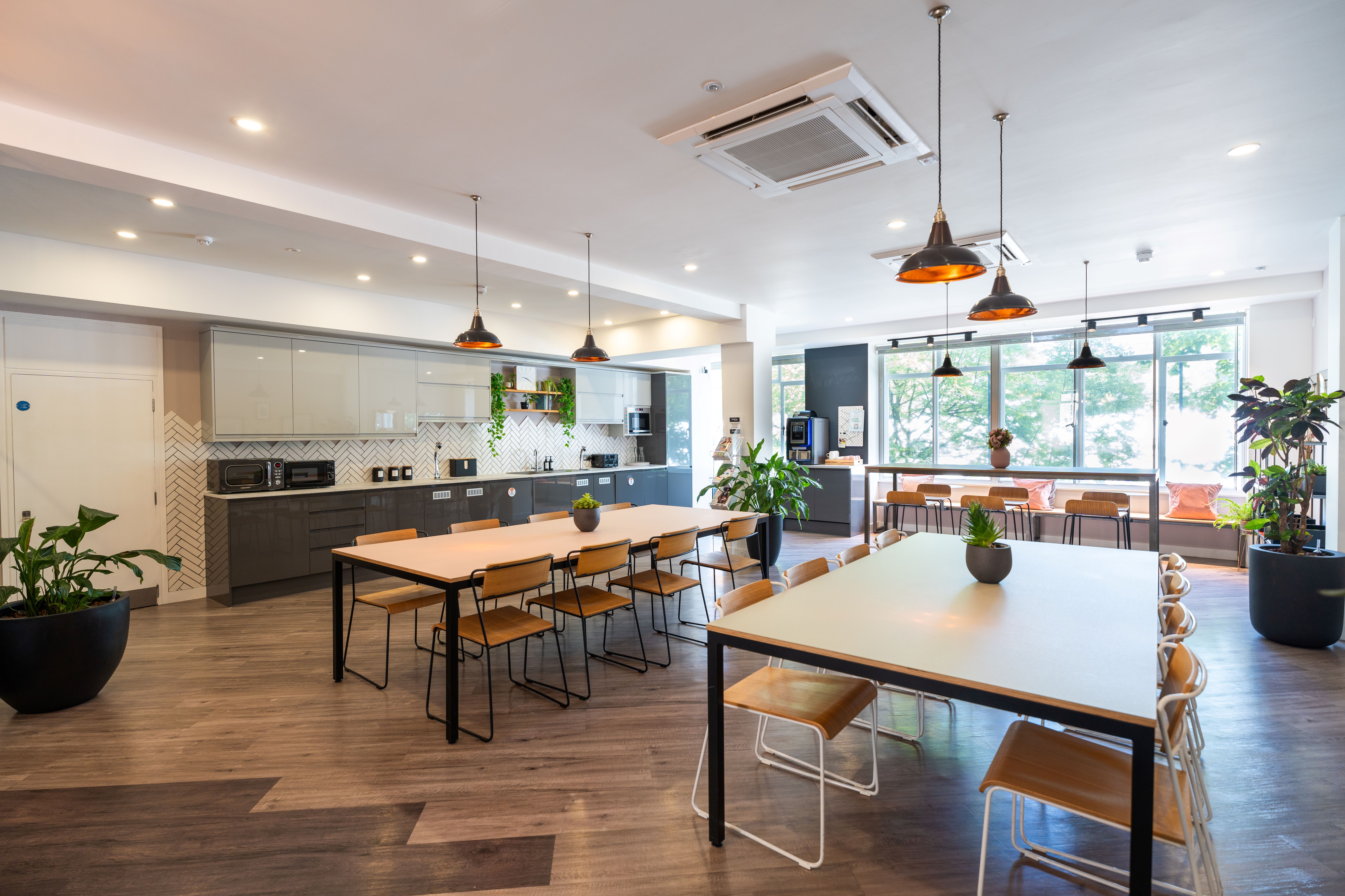 Private Office To Rent, London, EC1Y – photo 3