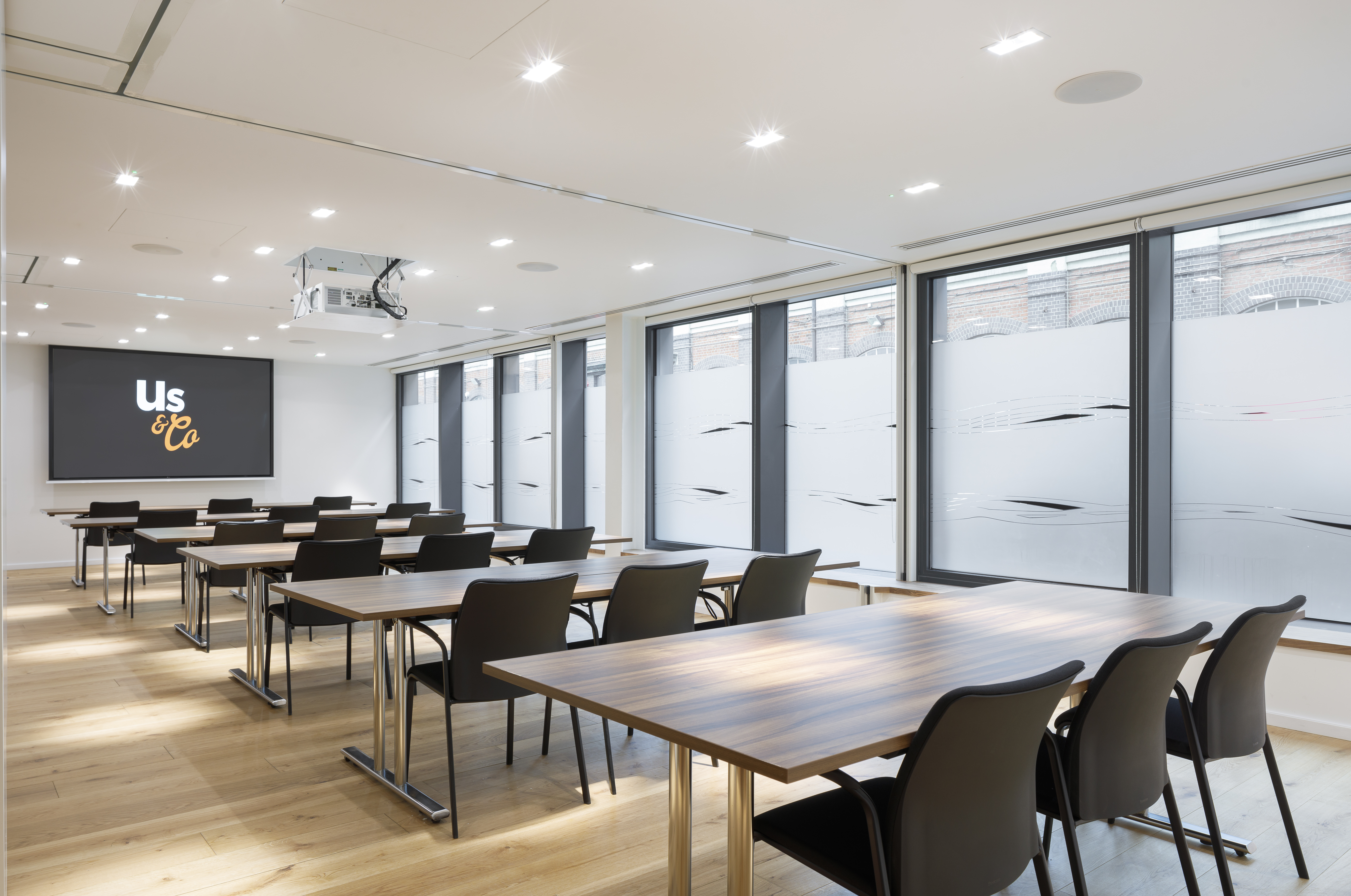 Private Office To Rent, London, E15 – photo 6
