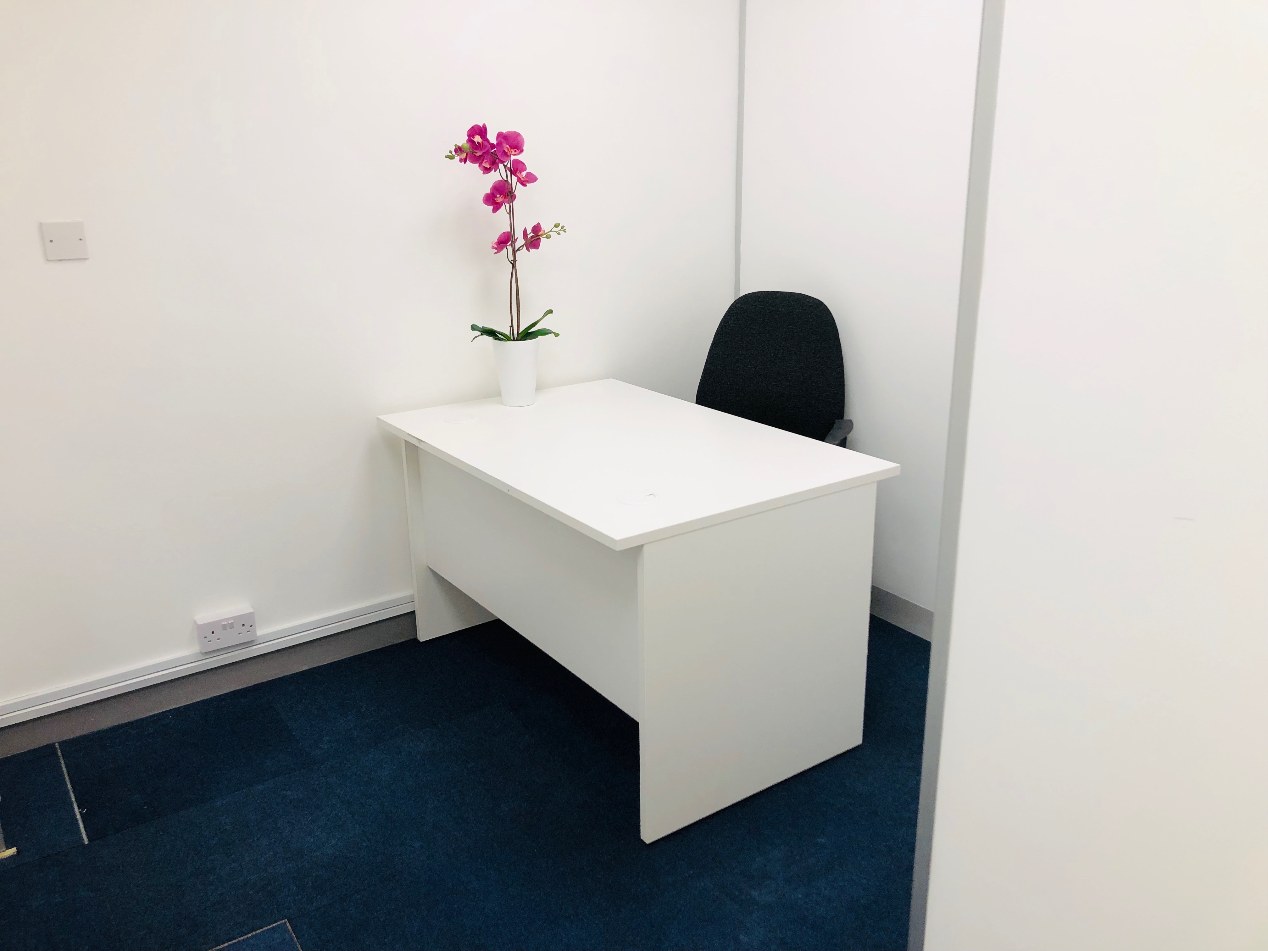 Private Office To Rent, Richmond, TW9 – photo 3