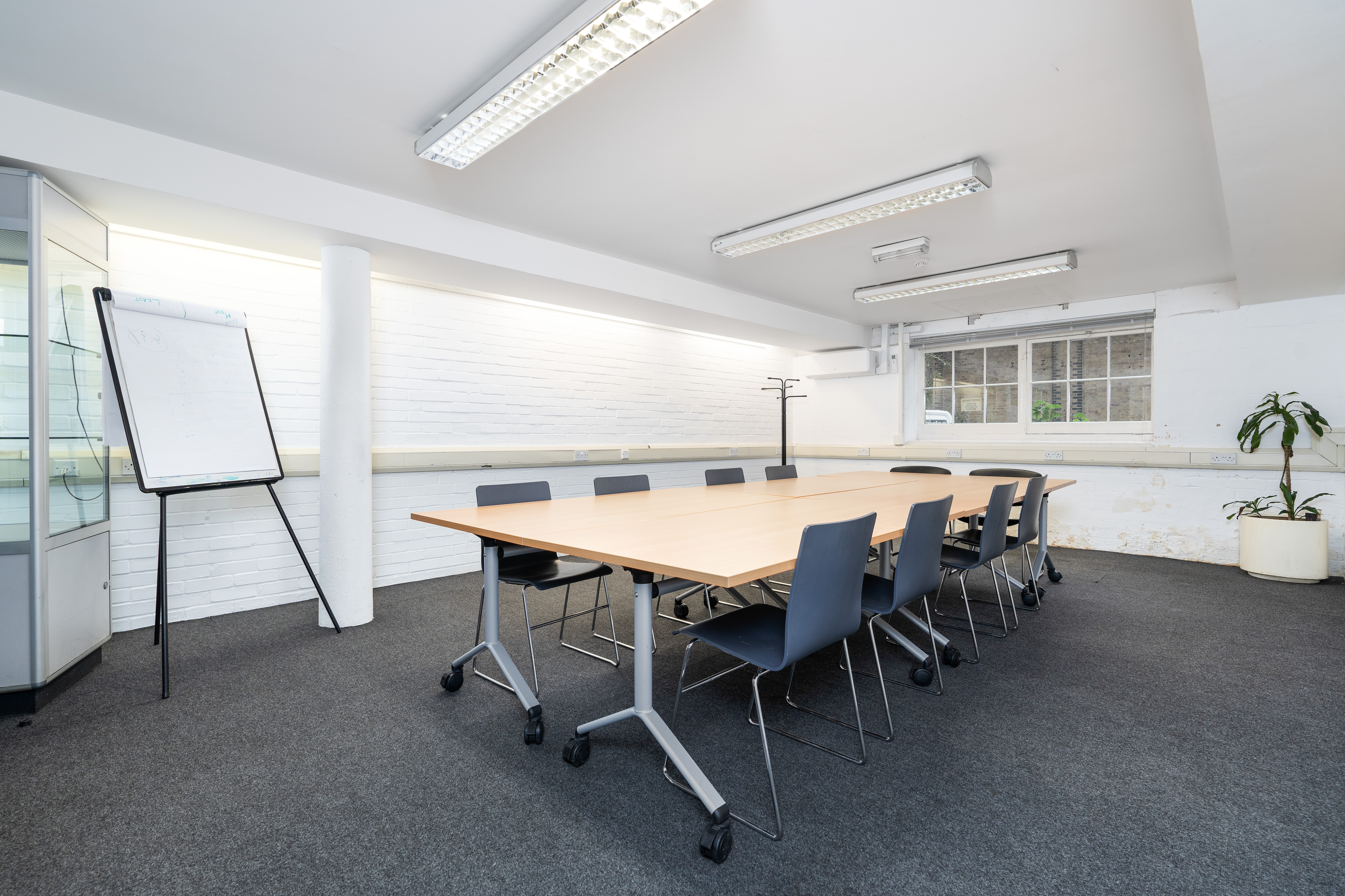 Private Office To Rent, London, N7 – photo 3