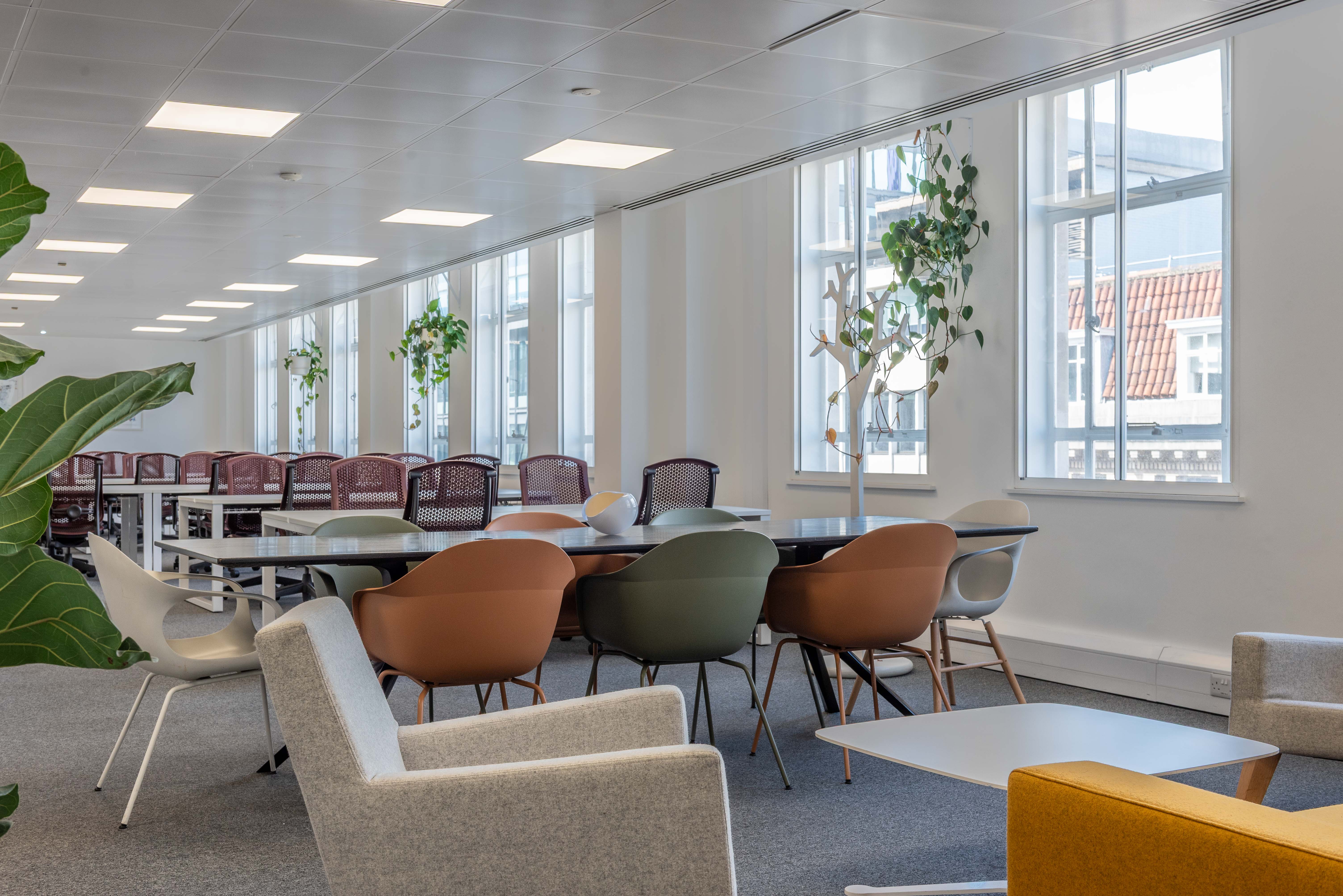 Private Office To Rent, London, WC1V – photo 1