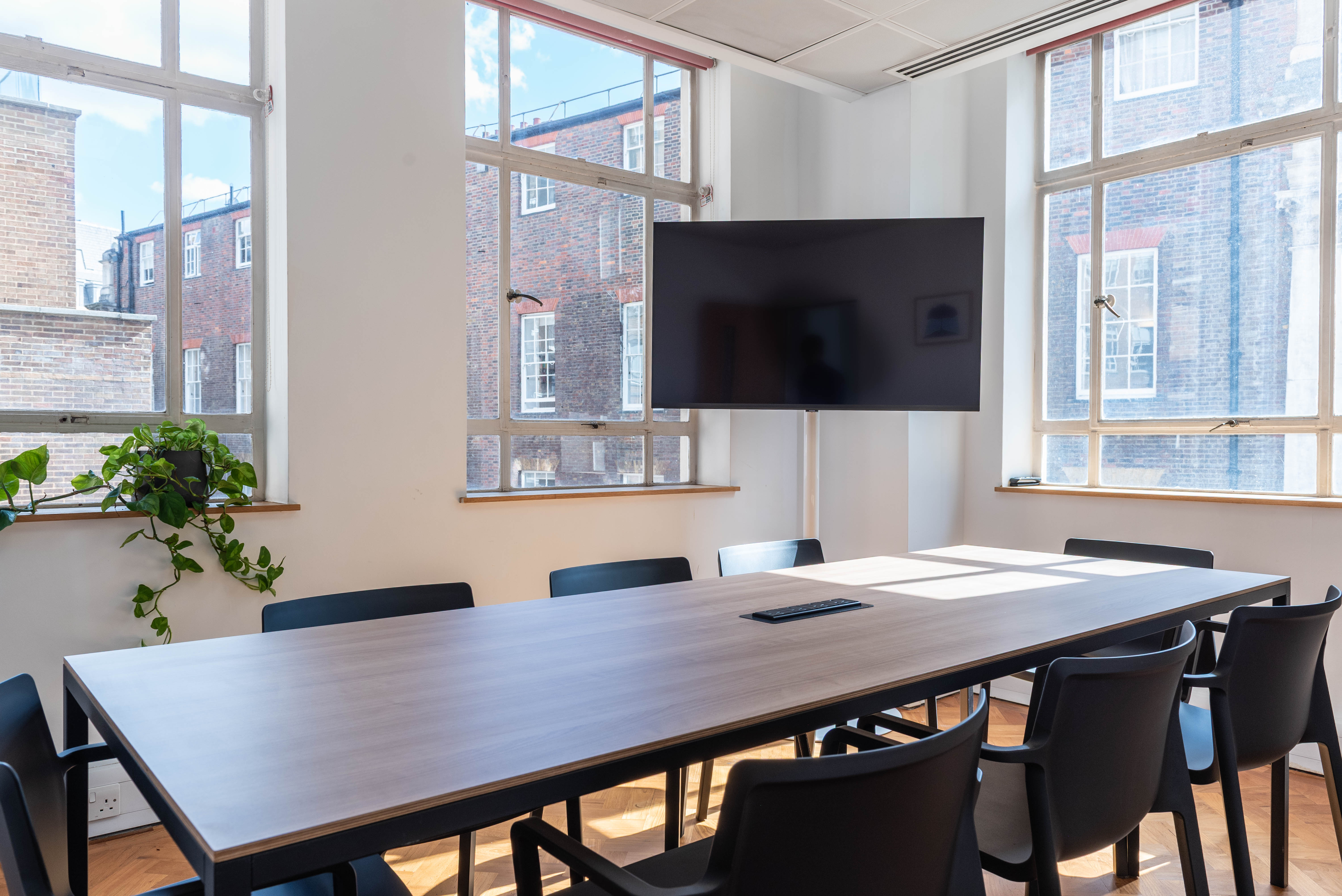 Private Office To Rent, London, WC1V – photo 4