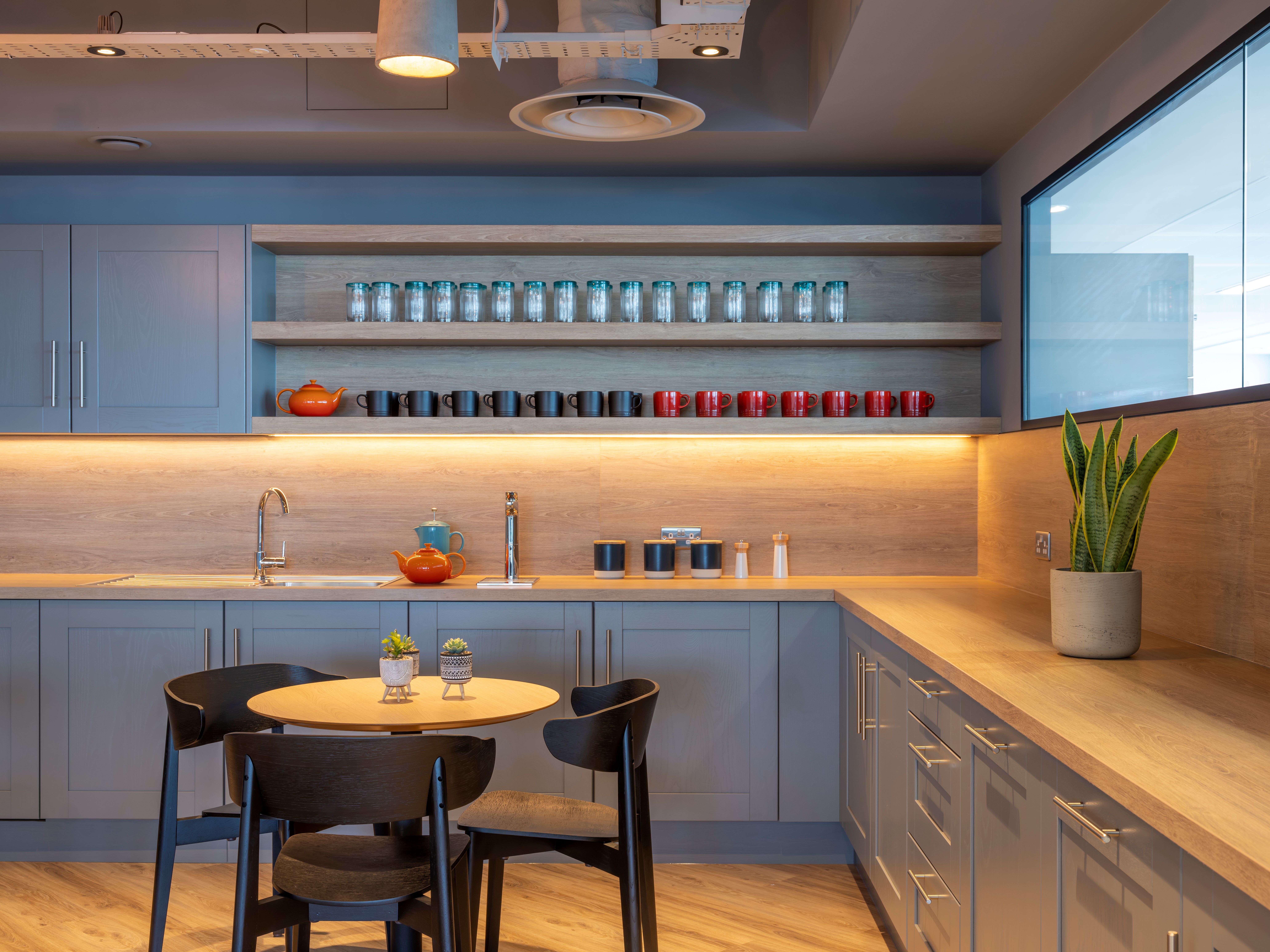 Private Office To Rent, London, EC2V – photo 5