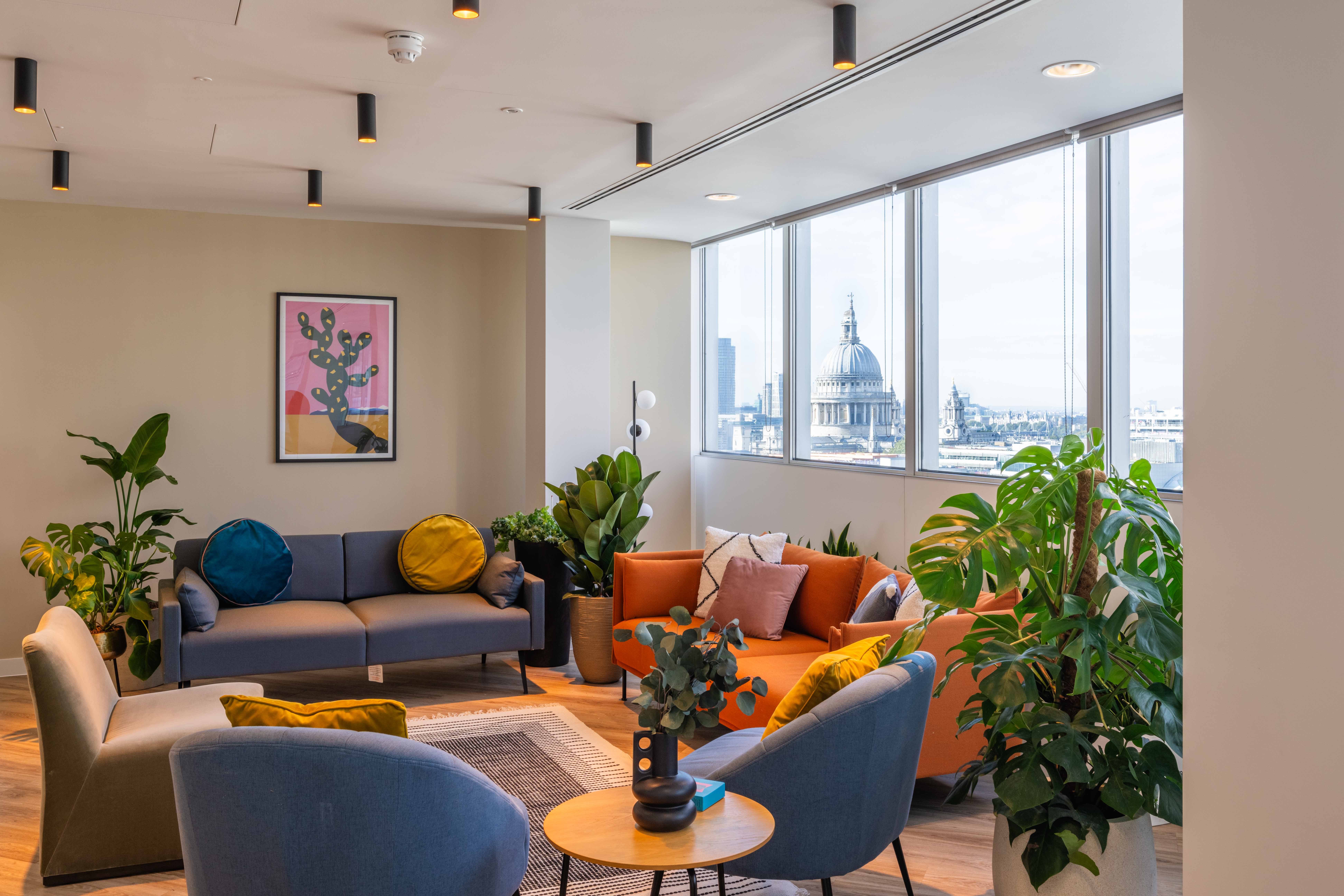 Private Office To Rent, London, EC2V – photo 2