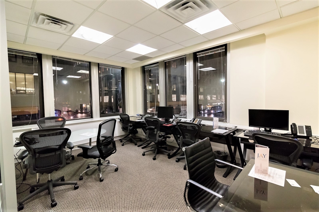 Private Office To Rent, New York, 10017 – photo 1