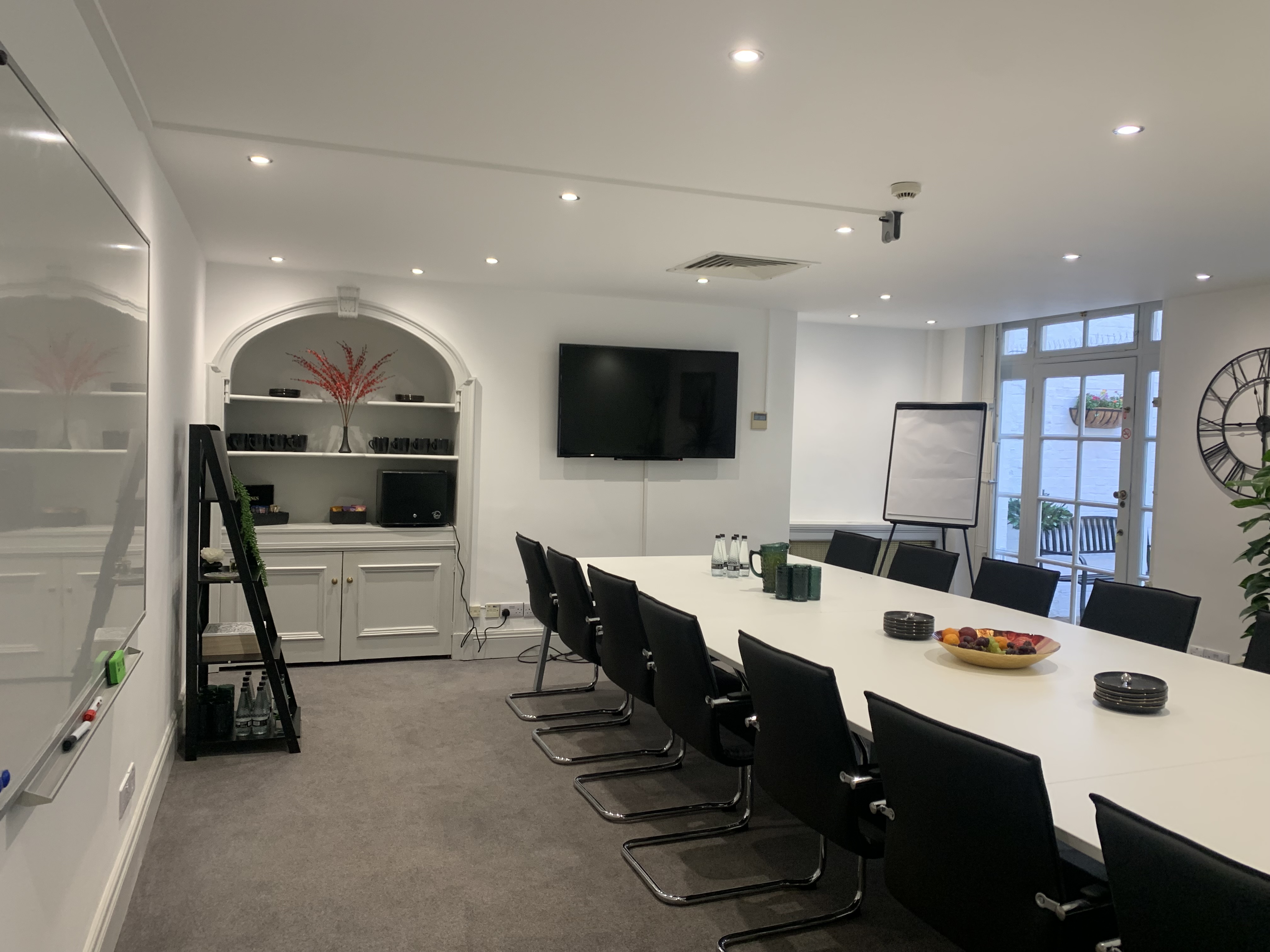 Private Office To Rent, London, SW1E – photo 1